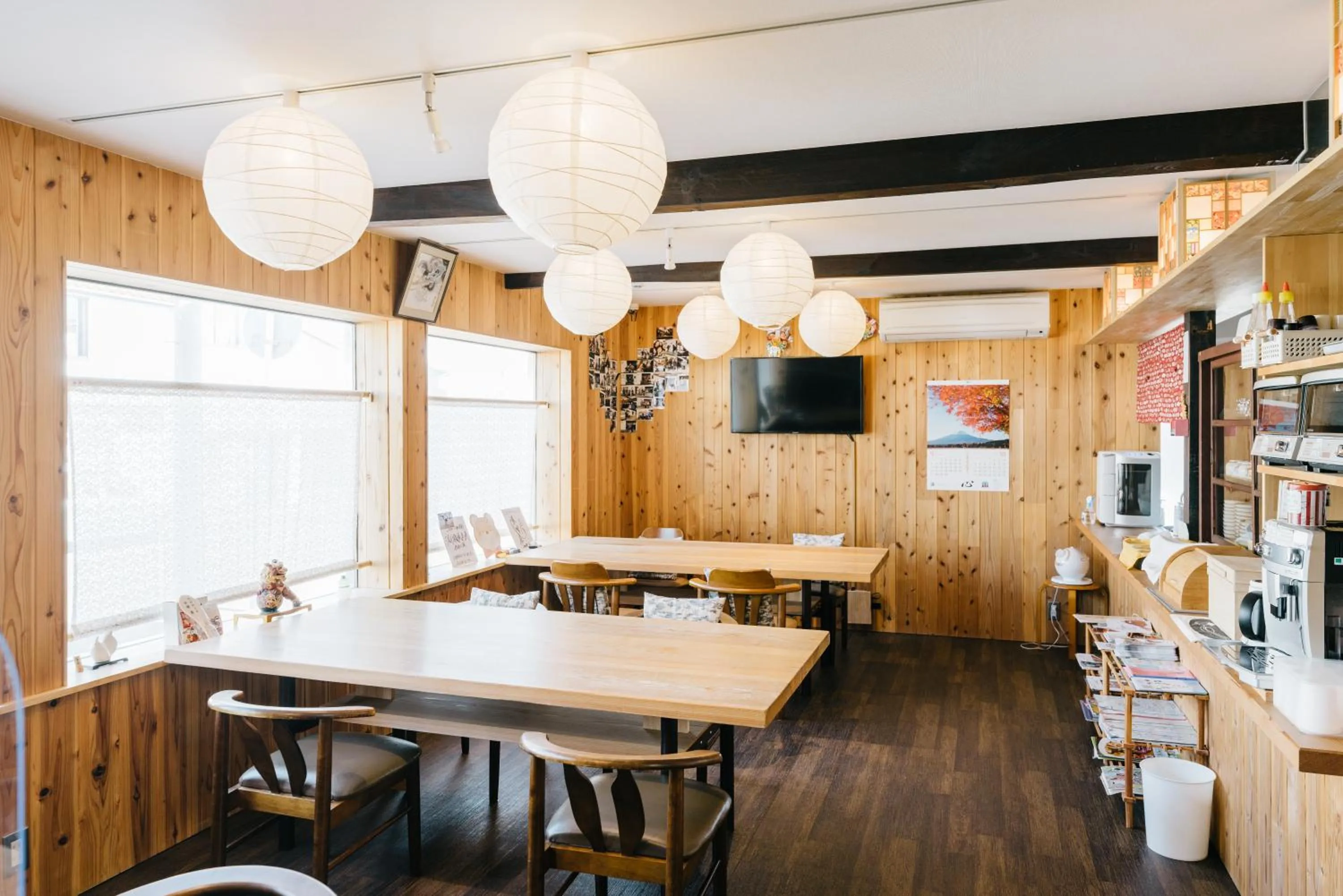 Dining area in B&B Neagari