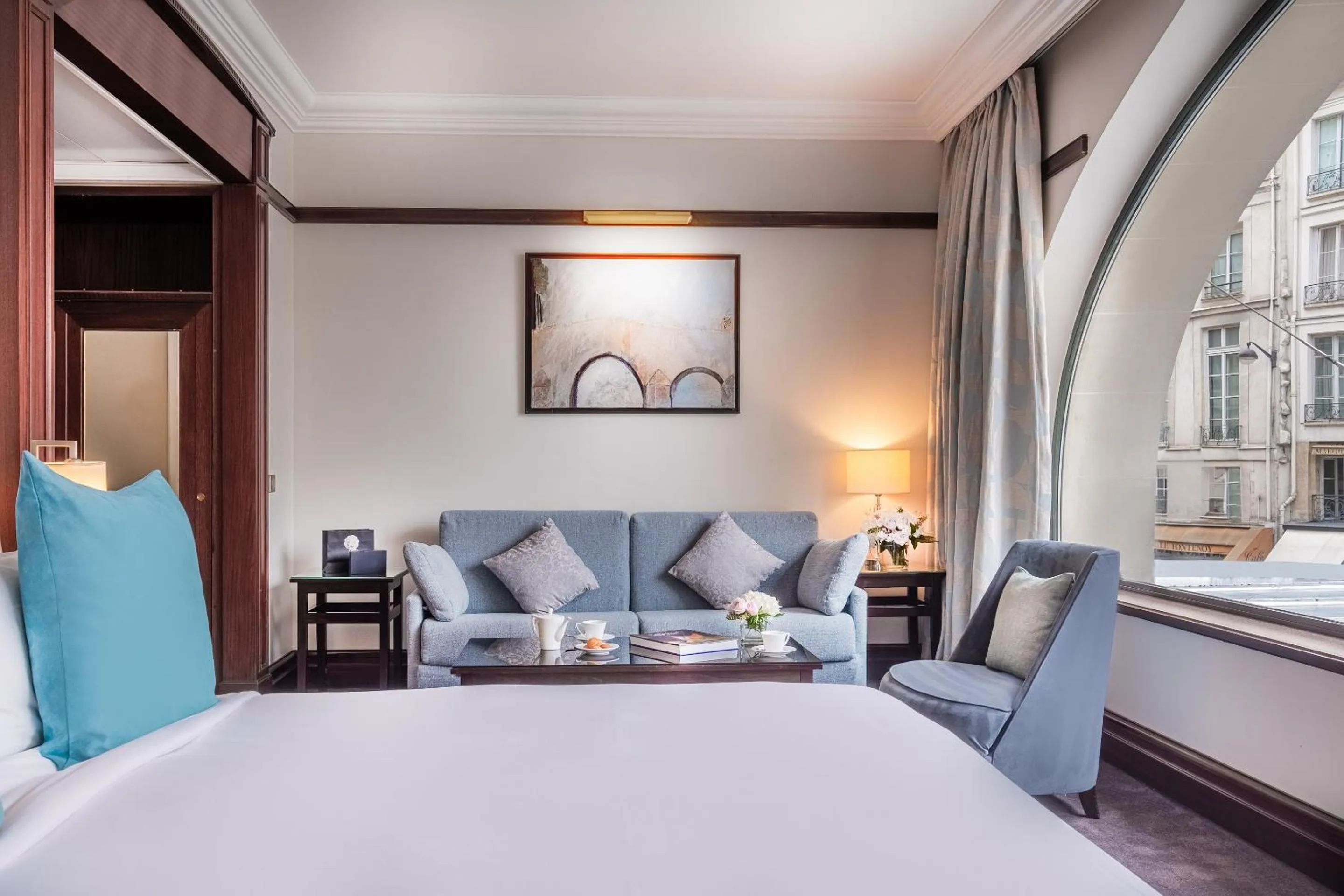 Bed in Hôtel Pont Royal Paris