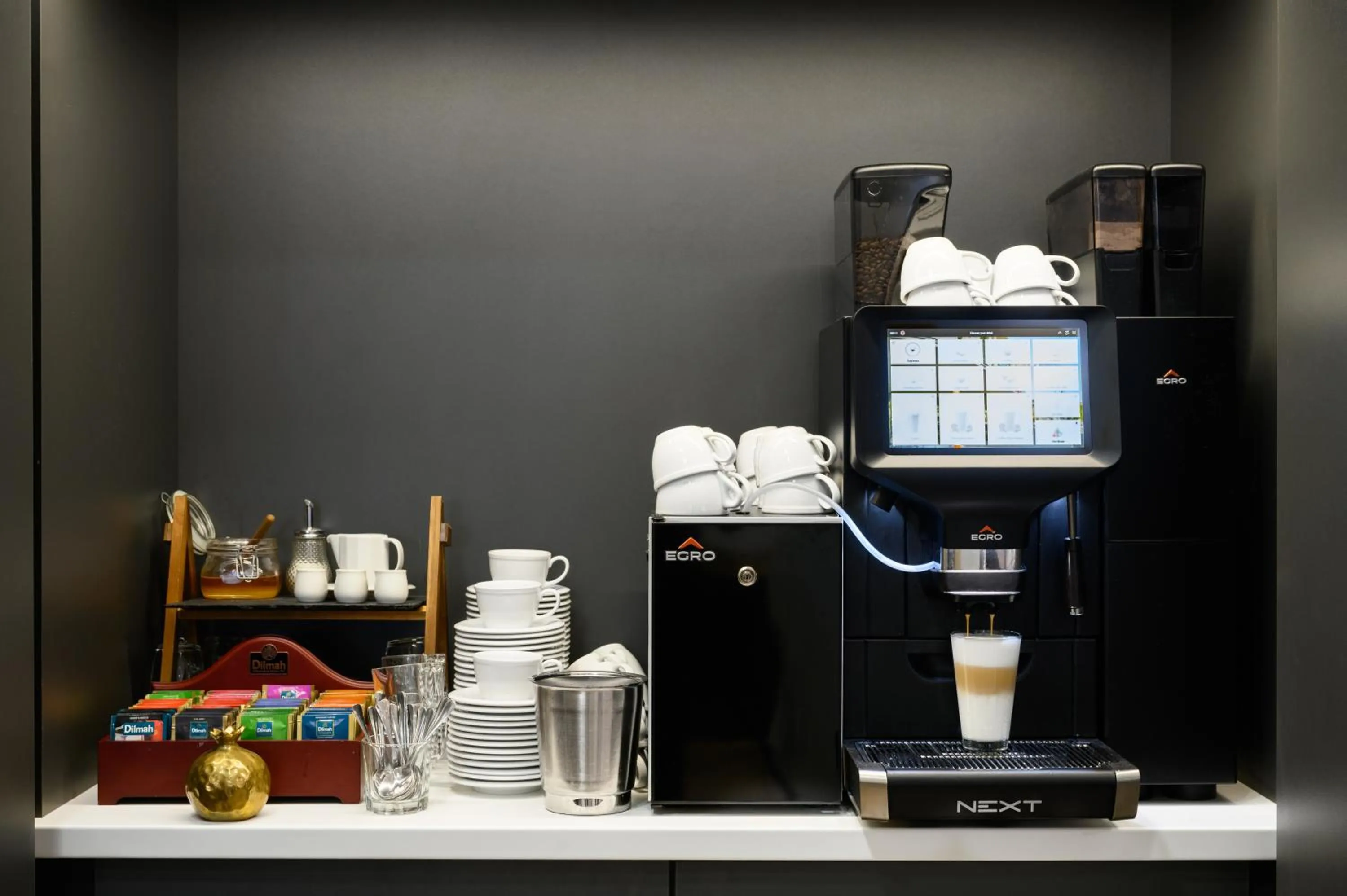 Restaurant/places to eat in Corso Hotel Pécs