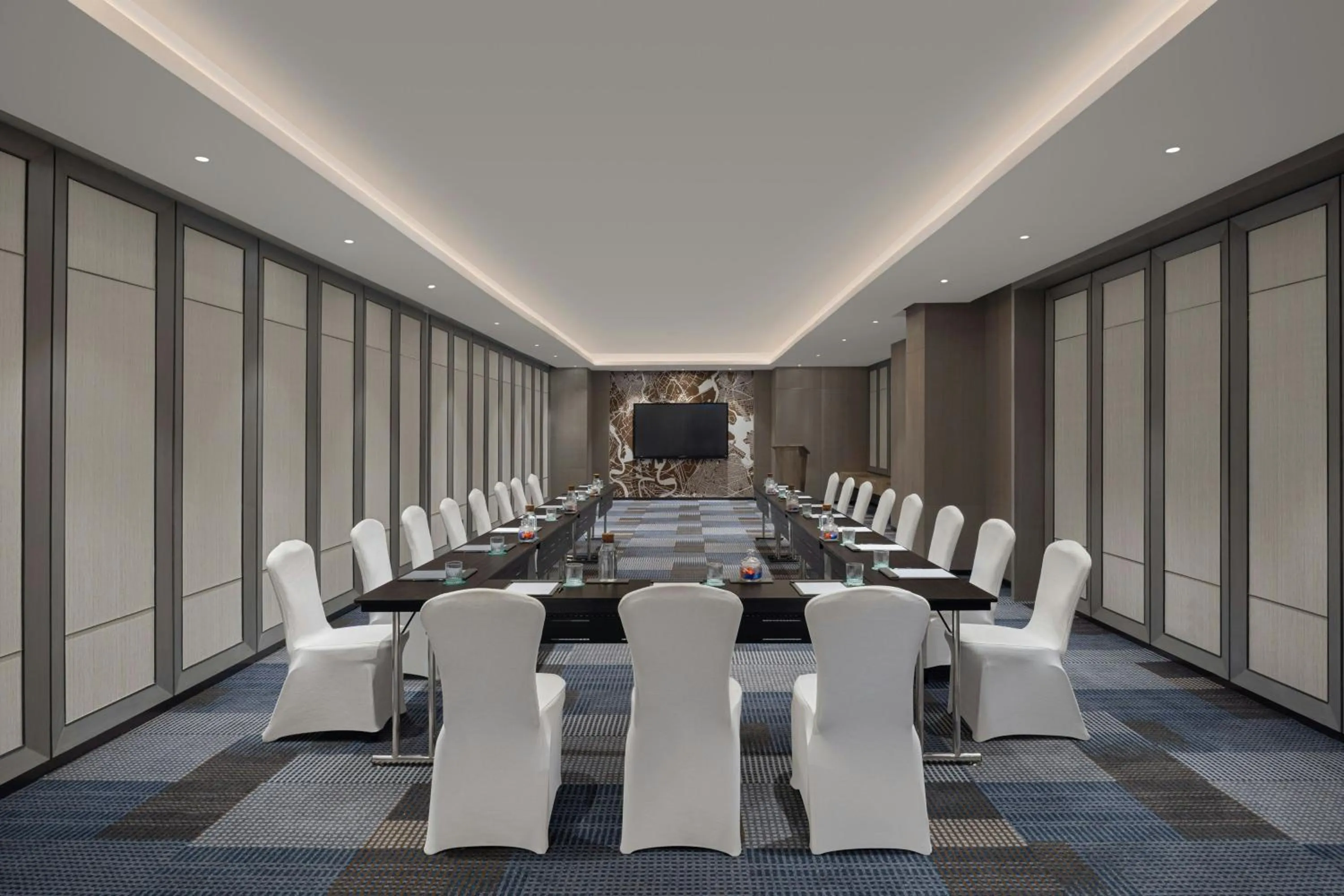 Meeting/conference room in Le Meridien Ahmedabad