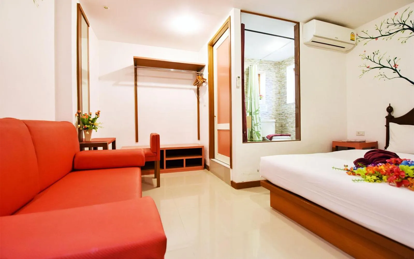 Bedroom, Bed in Phi Phi Arboreal Resort