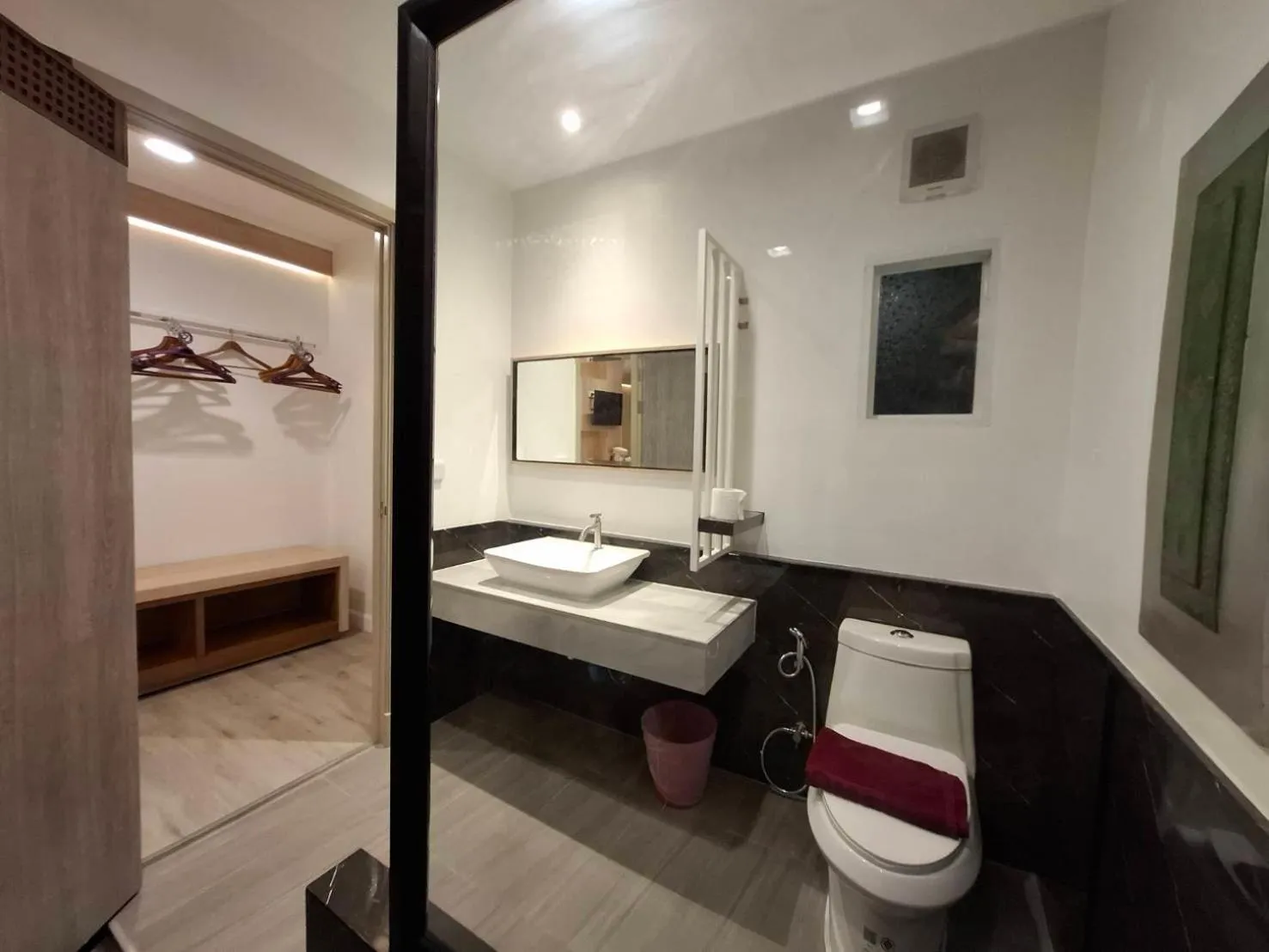 Bed in Phi Phi Arboreal Resort