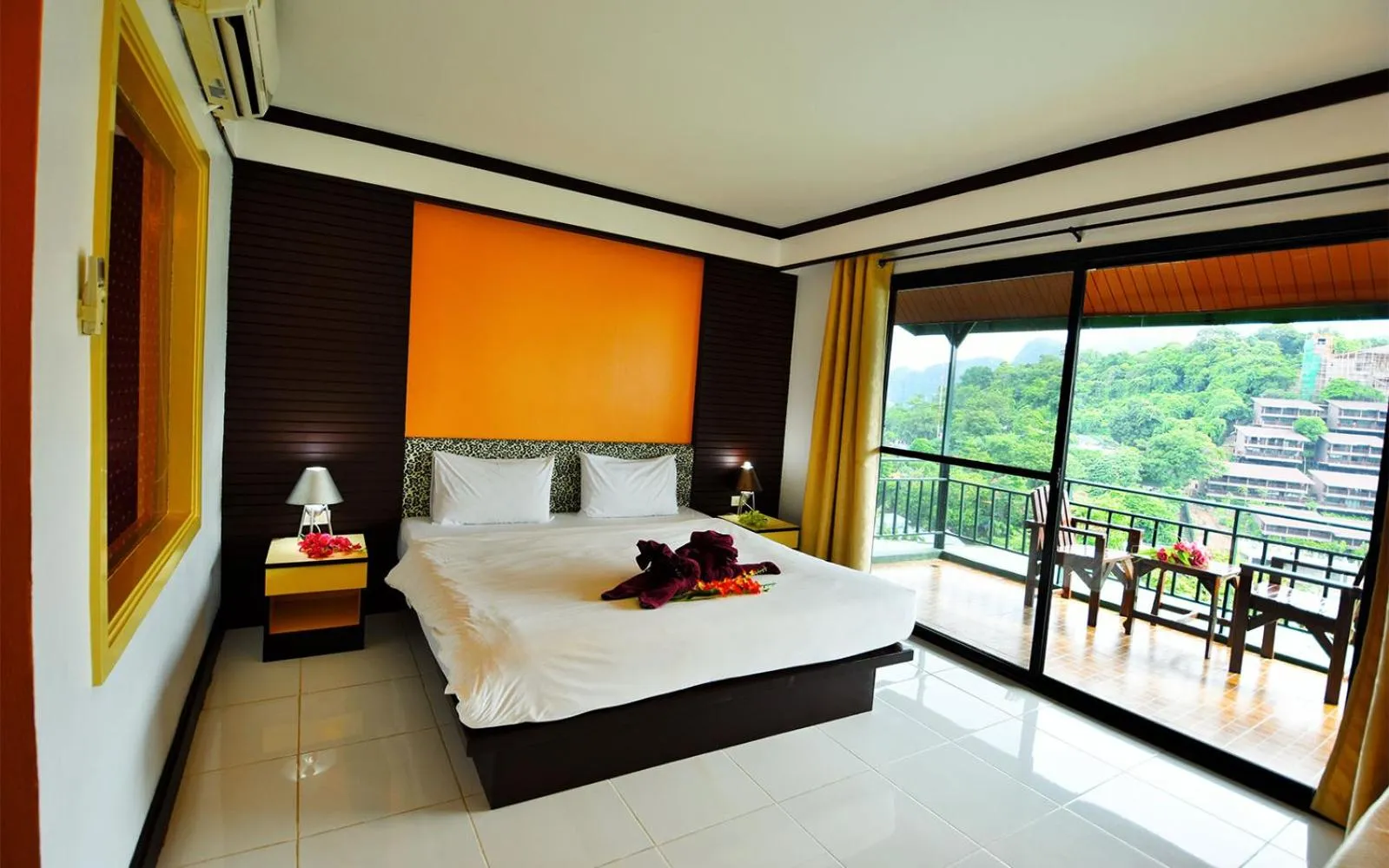 Balcony/Terrace, Bed in Phi Phi Arboreal Resort