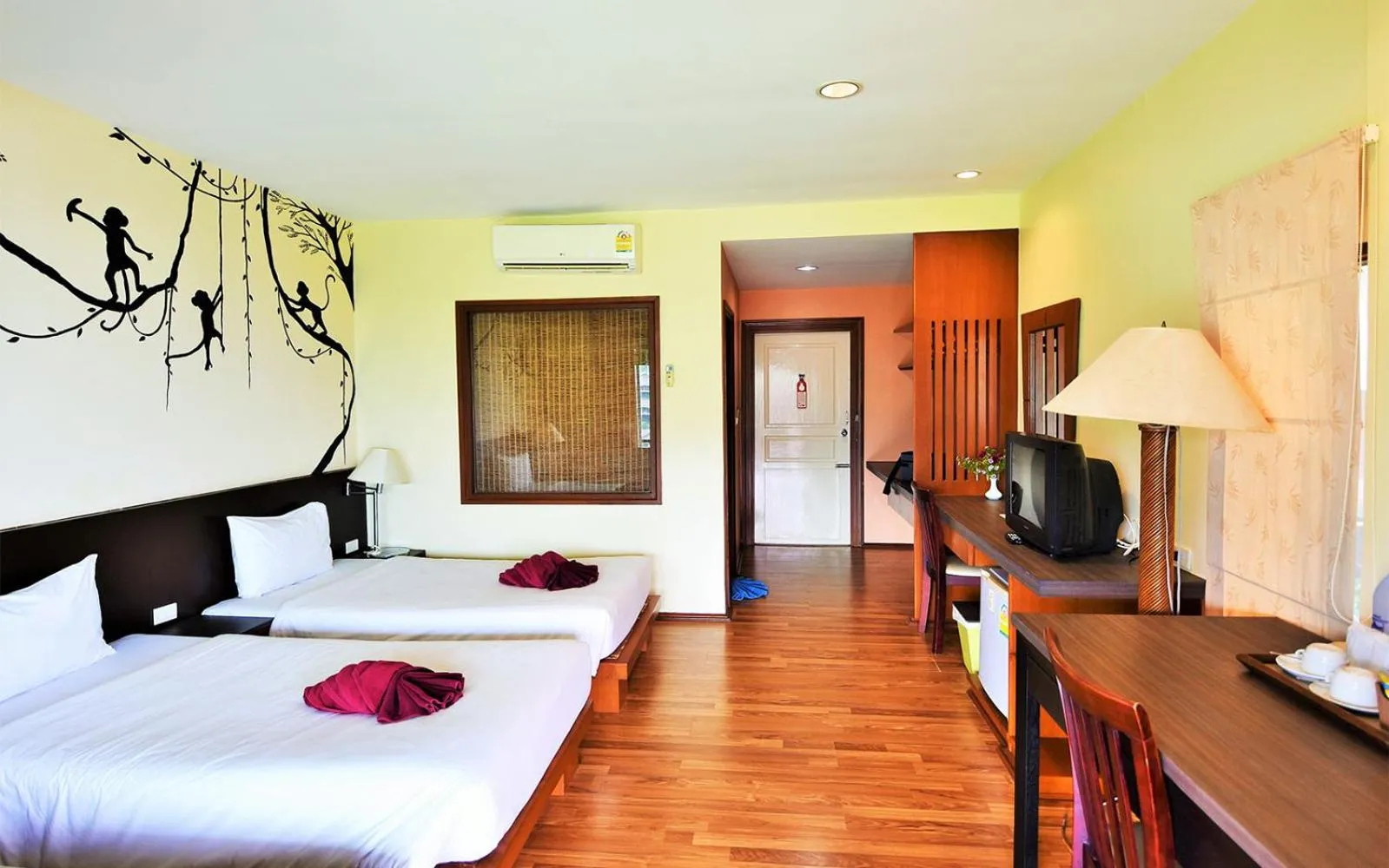 Bedroom, Bed in Phi Phi Arboreal Resort