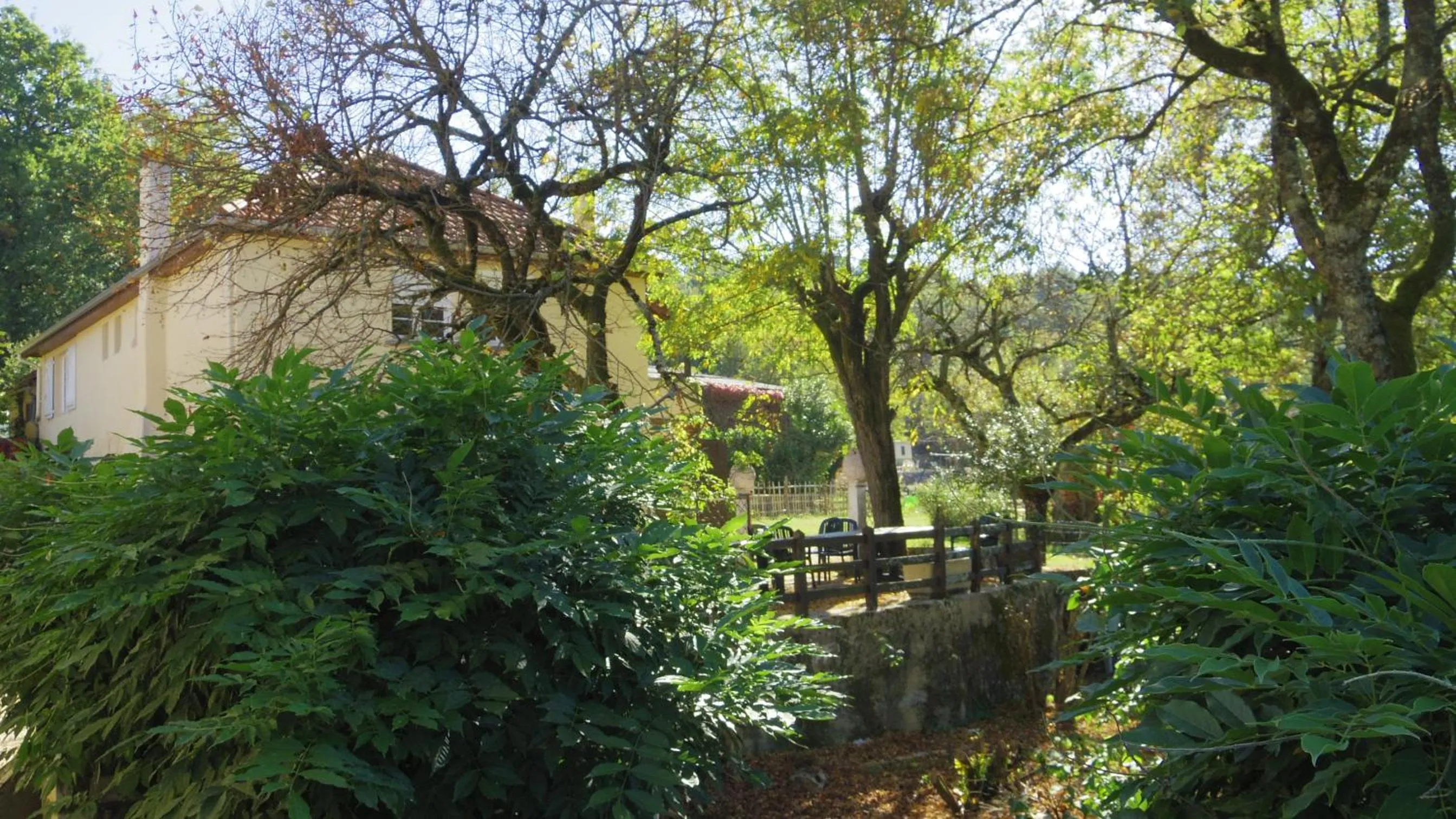 Patio in Chambre Lascaux aux Meulieres a Domme