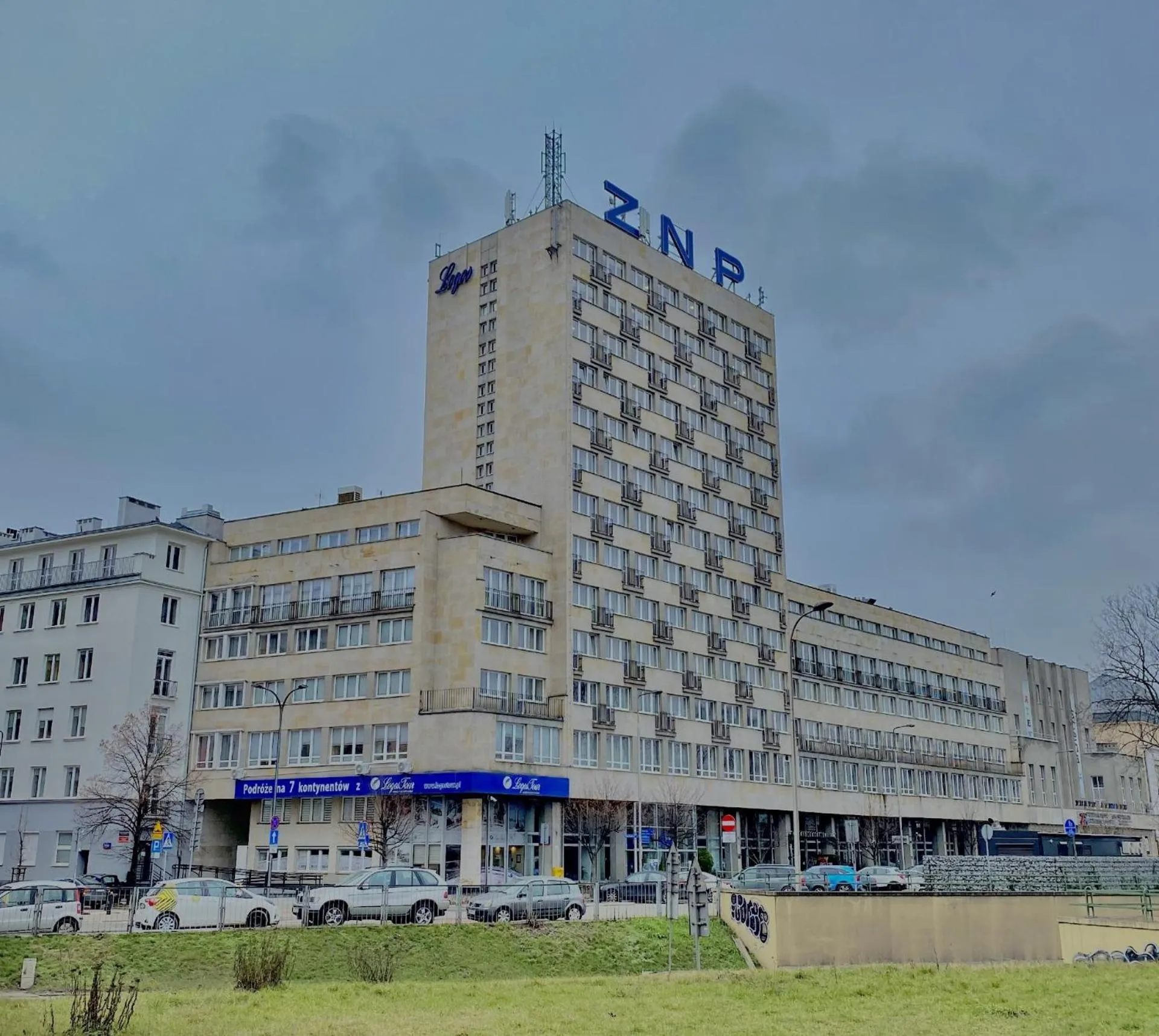 Property building in Hotel Logos