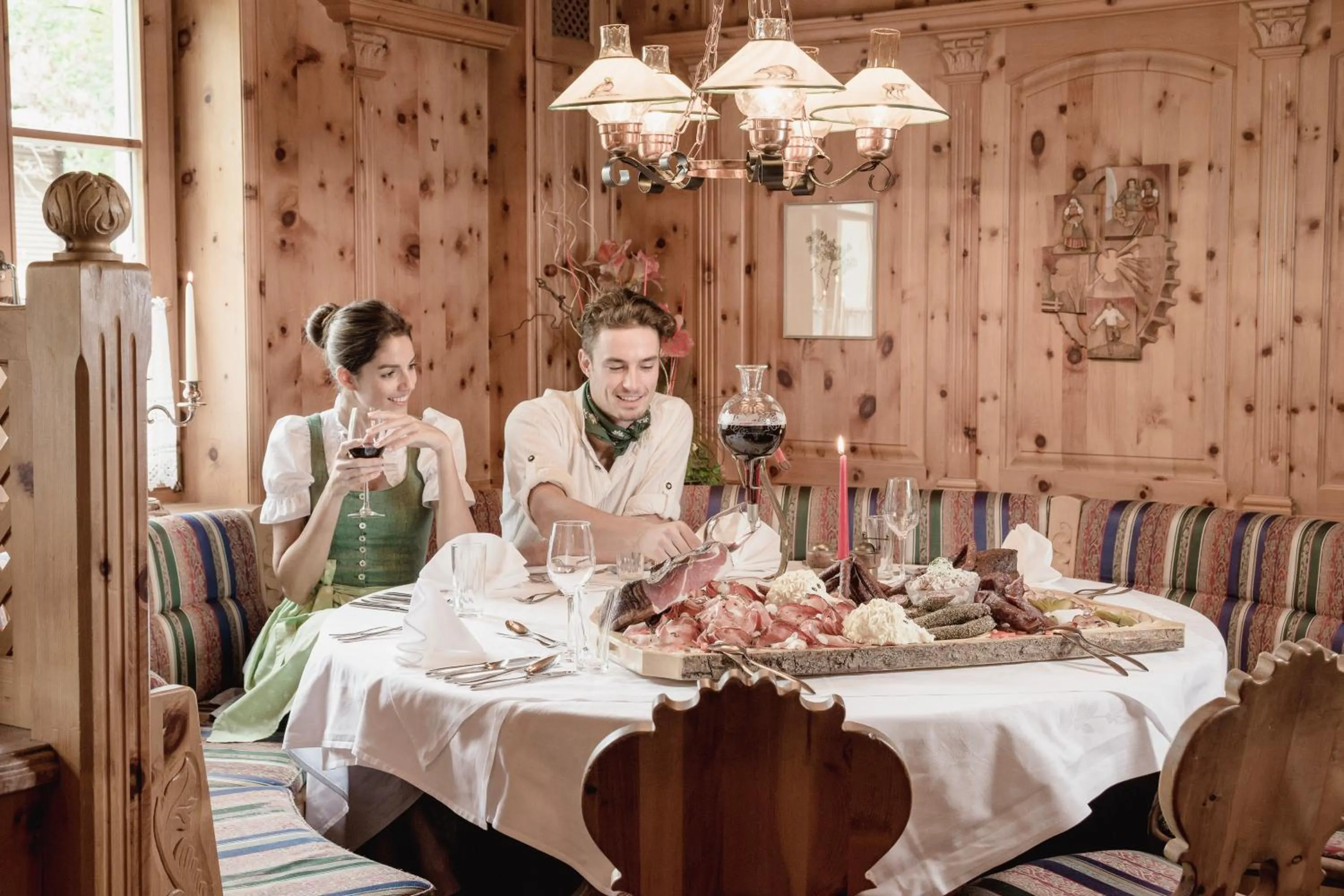 Restaurant/places to eat in Hotel Alpina - Thermenhotels Gastein