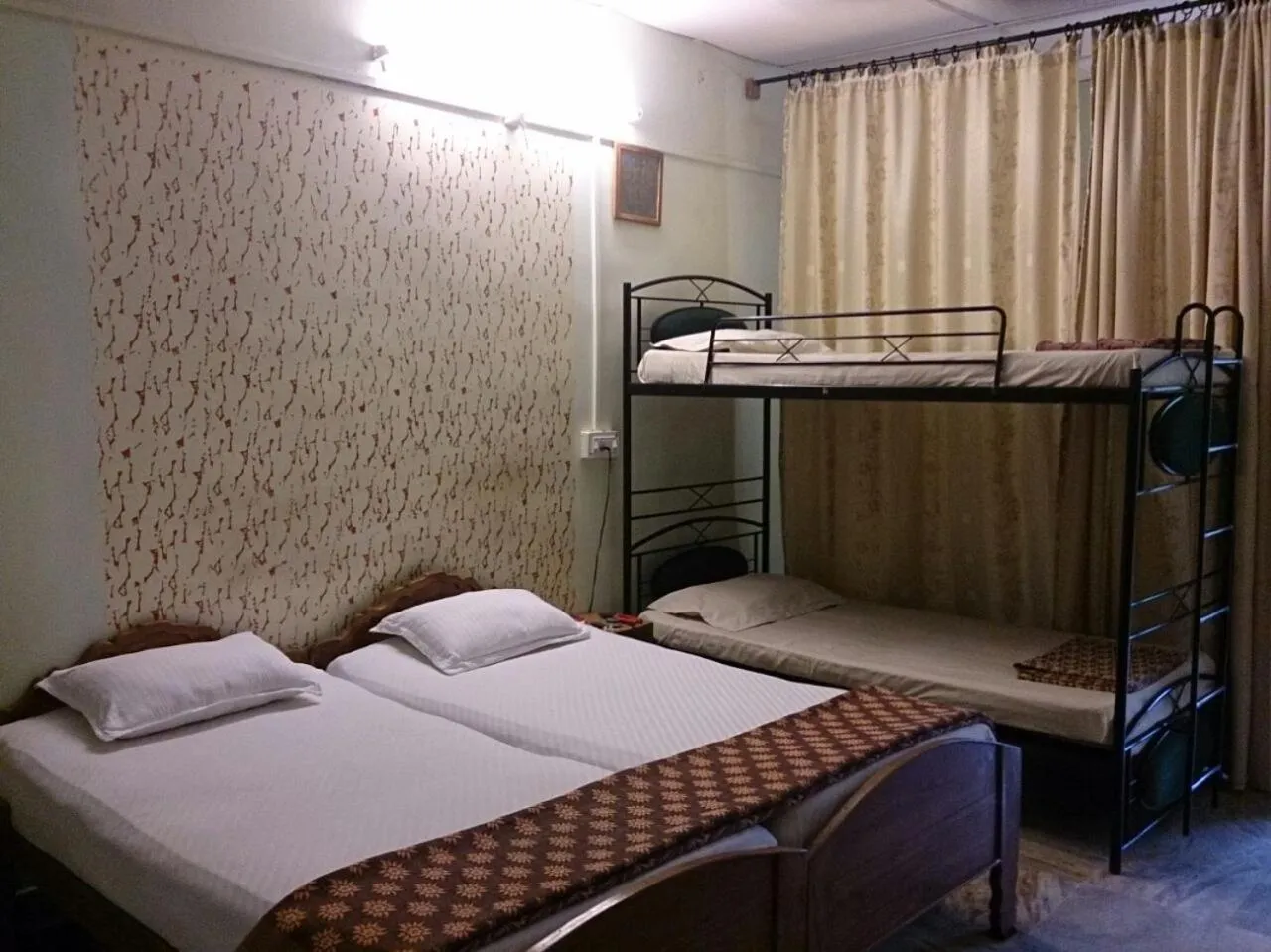 bunk bed, Bed in Baaz Jungle Resort