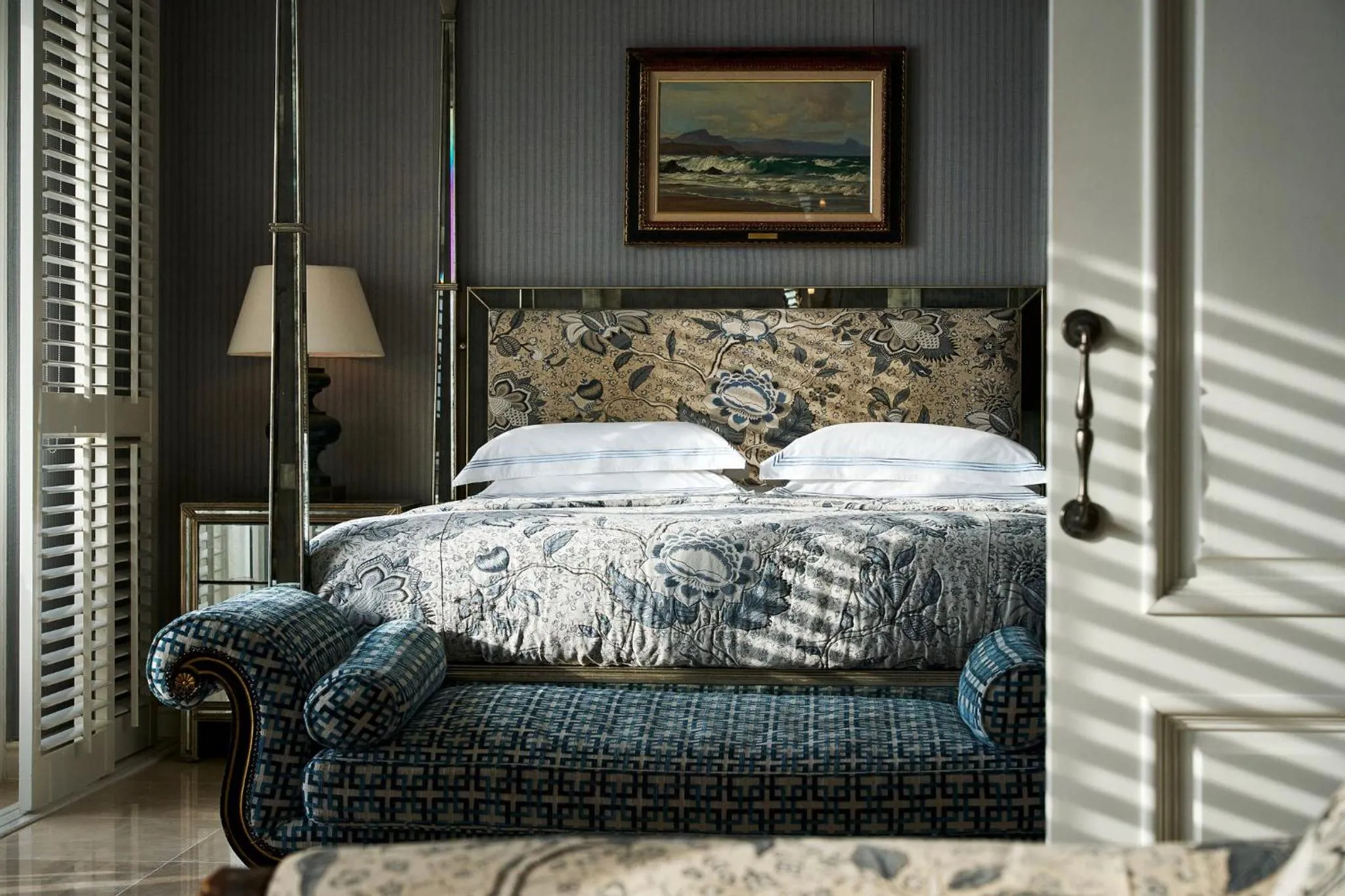 Photo of the whole room, Bed in The Oyster Box