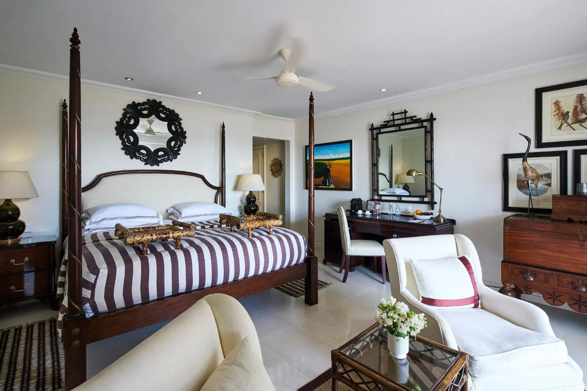 Photo of the whole room, Bed in The Oyster Box