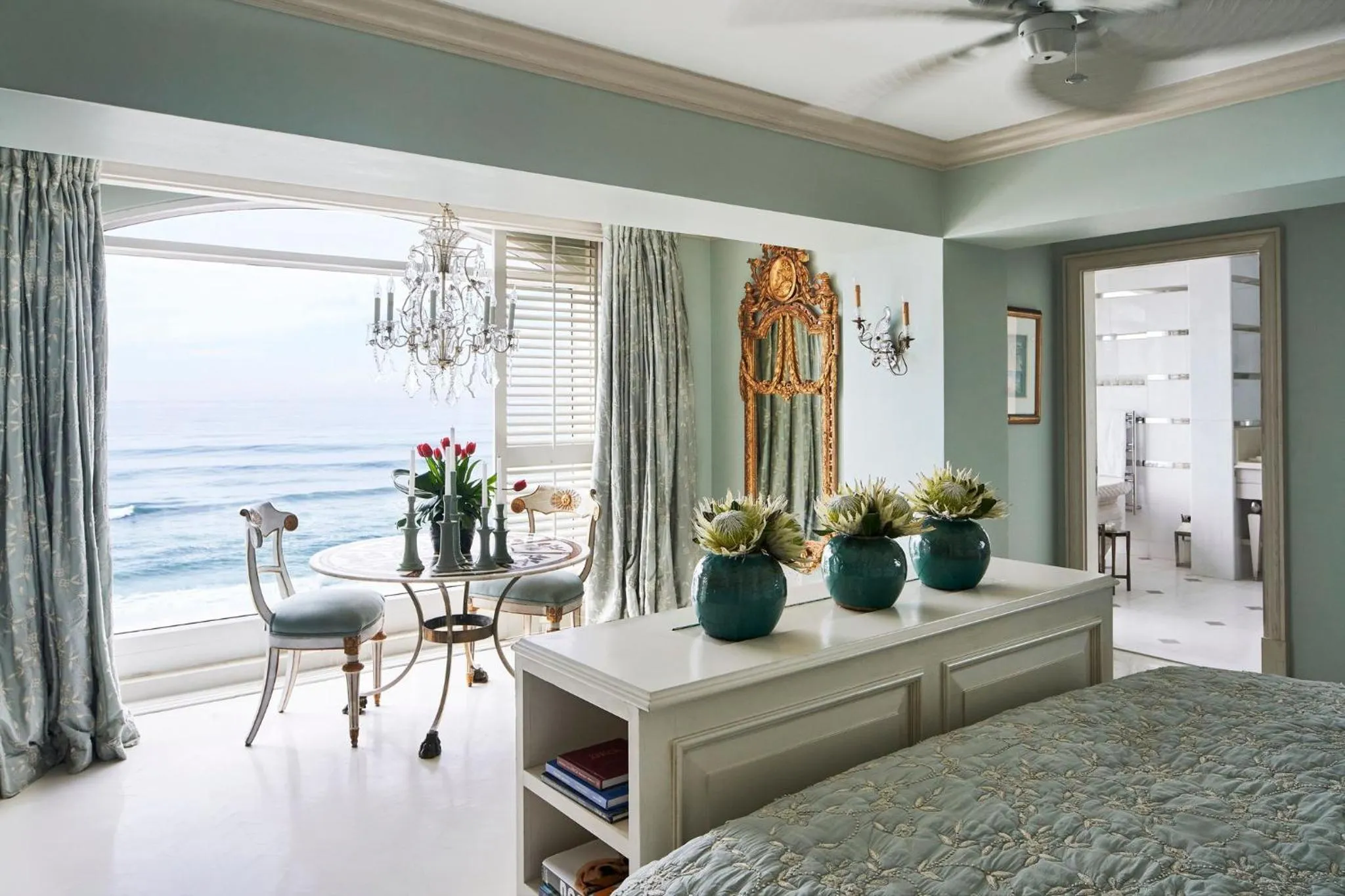 Photo of the whole room, Bed in The Oyster Box