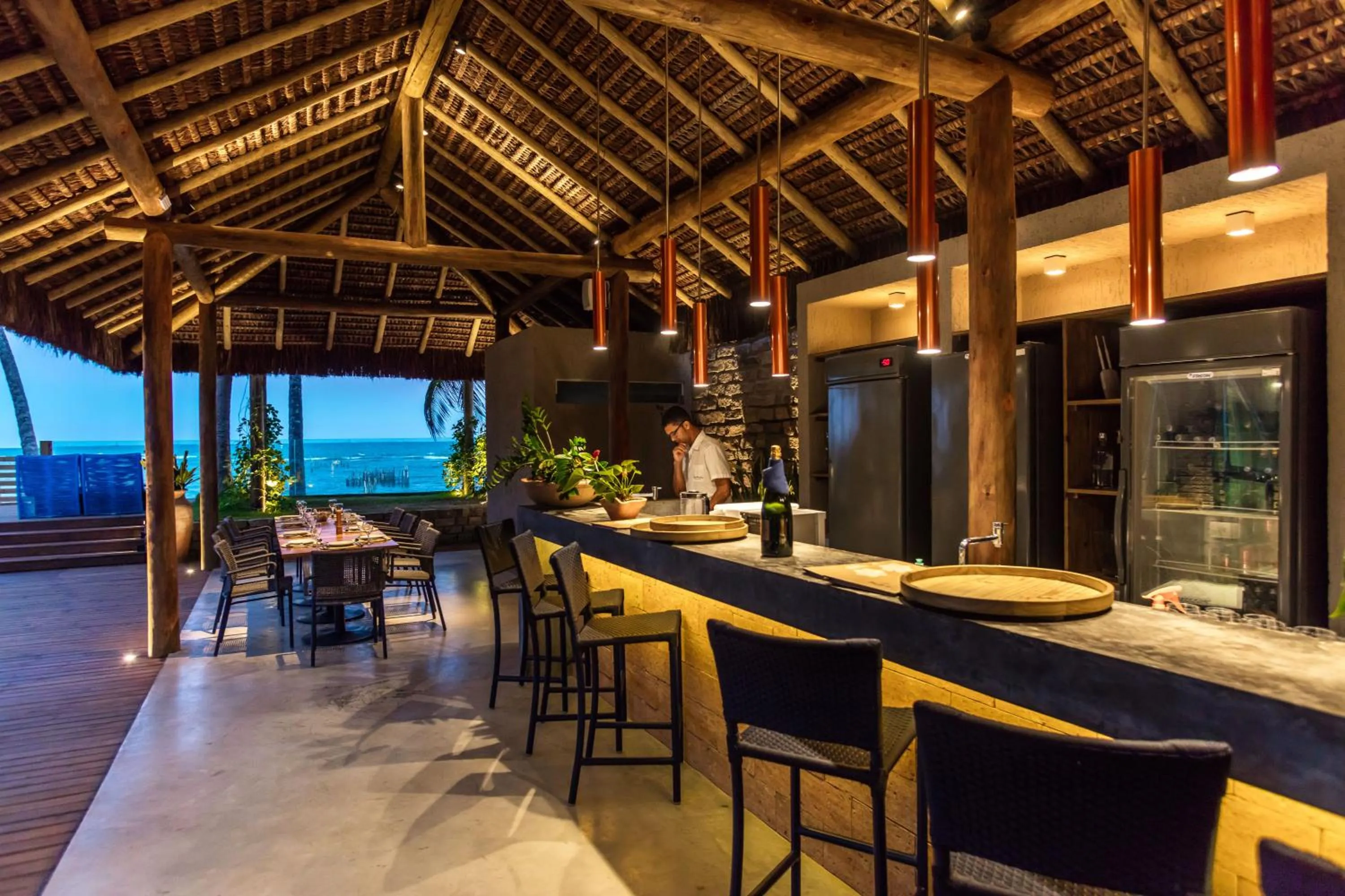 Restaurant/places to eat in Flor de Lis Exclusive Hotel