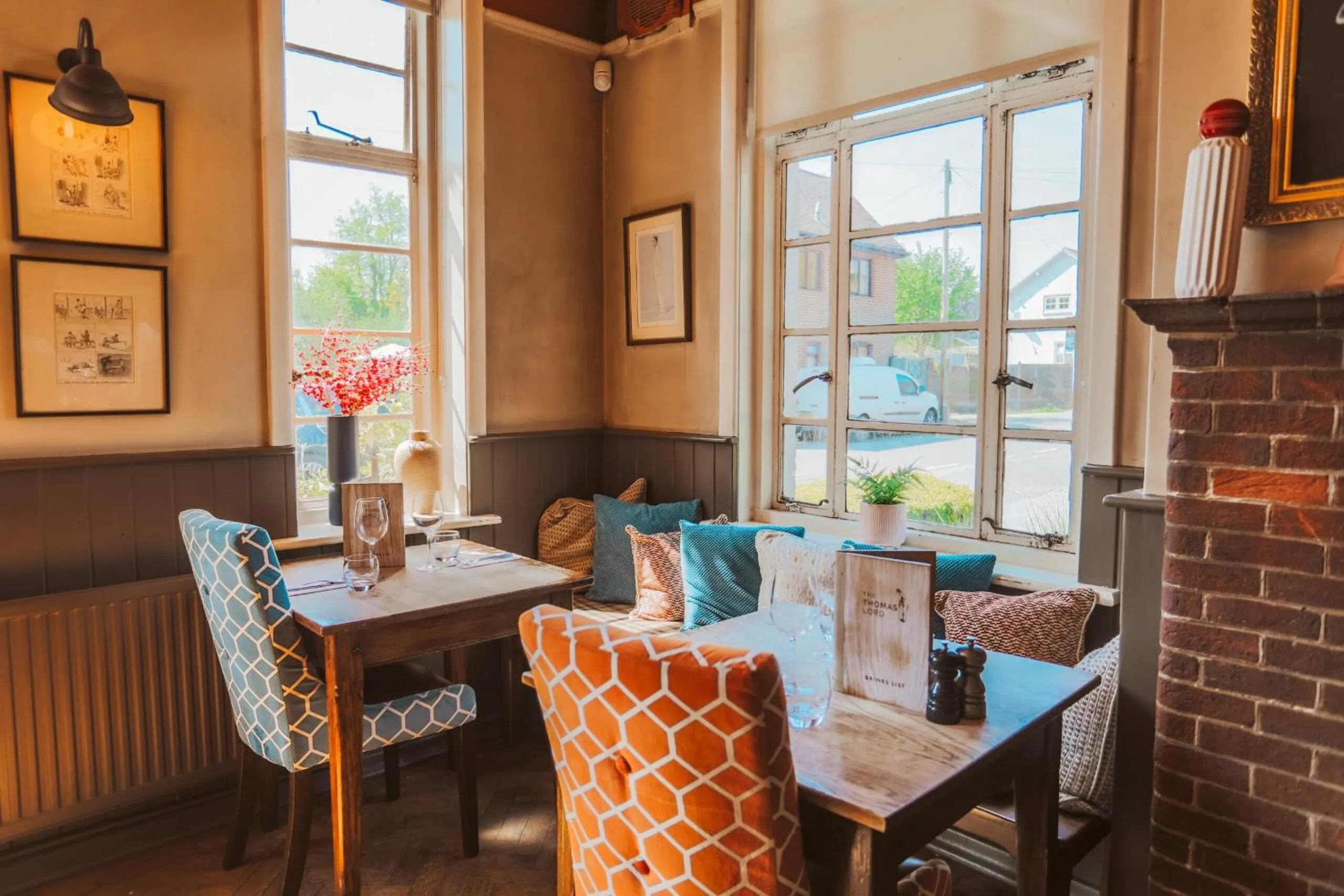 Restaurant/places to eat in The Thomas Lord