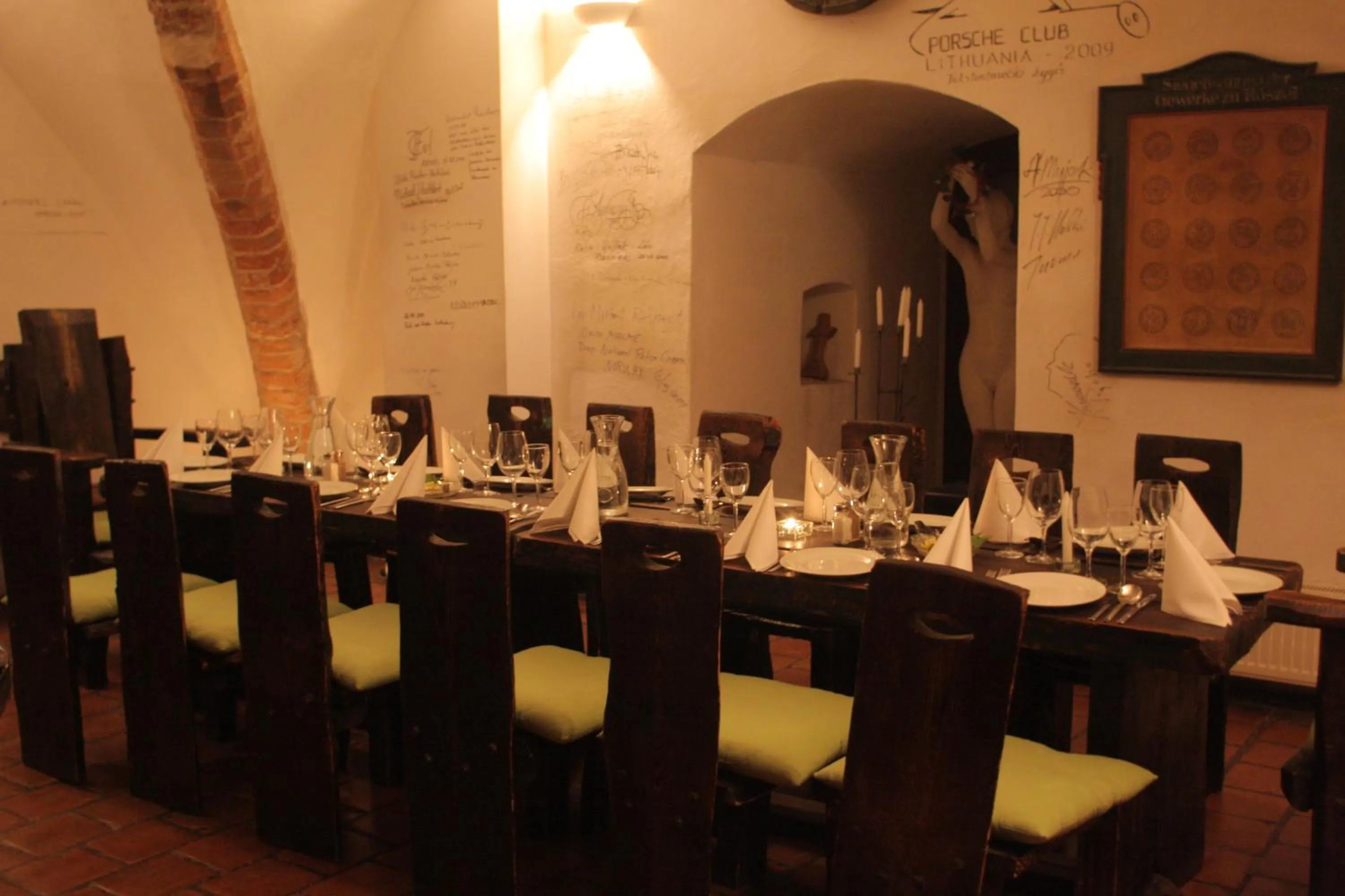 Restaurant/places to eat in Zamek Reszel