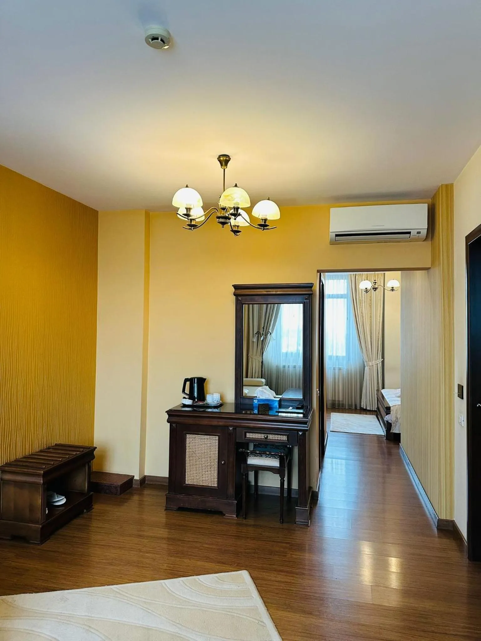 Seating area, Bed in Acapulco Hotel