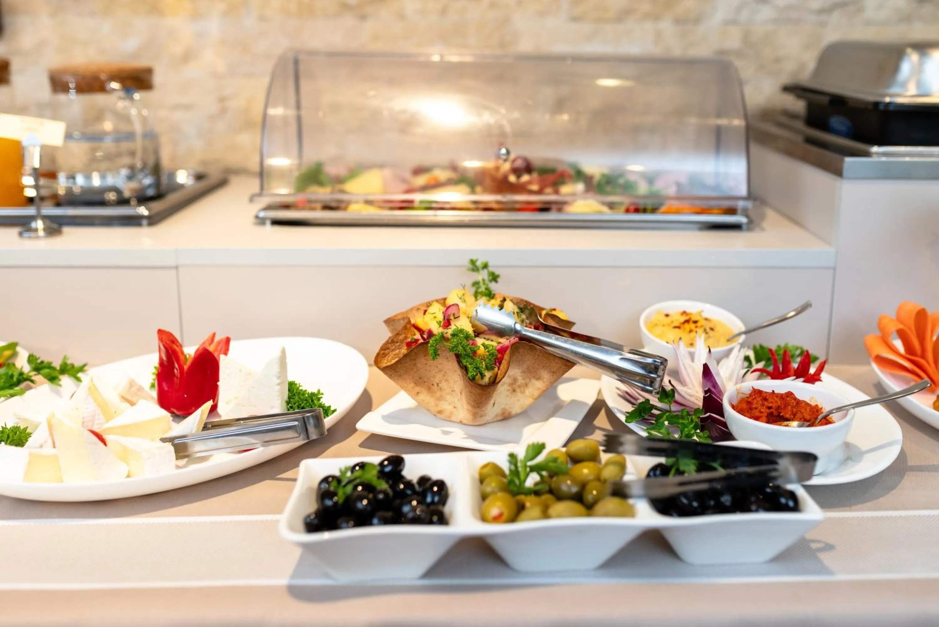 Buffet breakfast in Acapulco Hotel