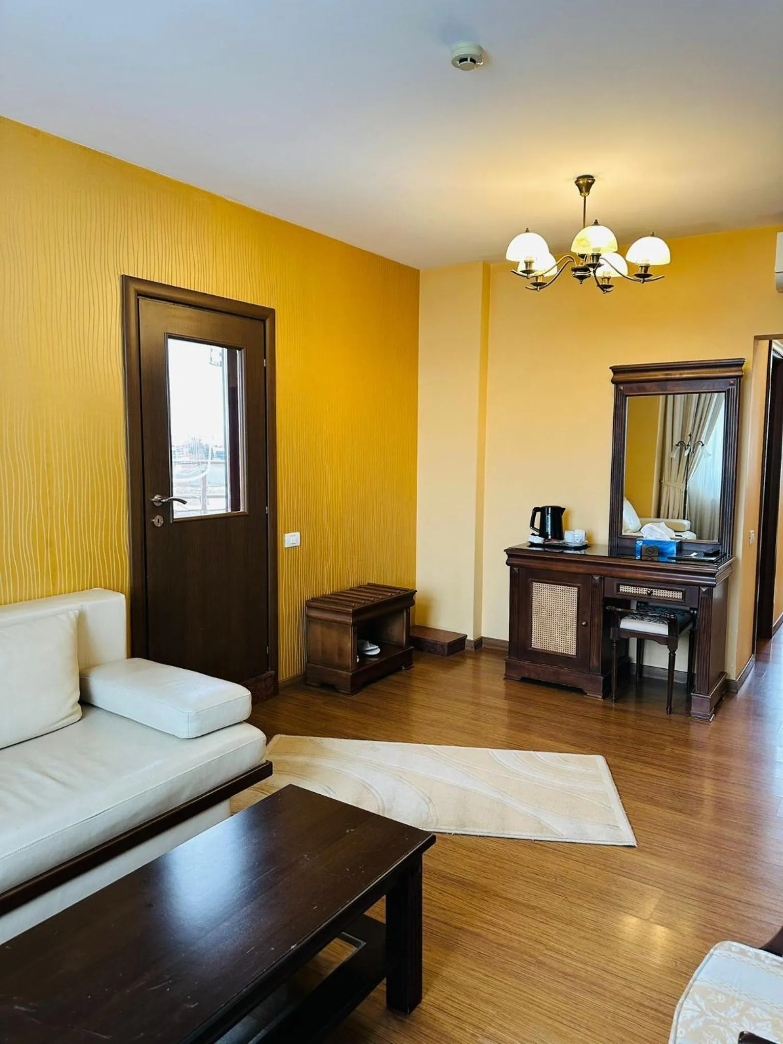 Seating area in Acapulco Hotel