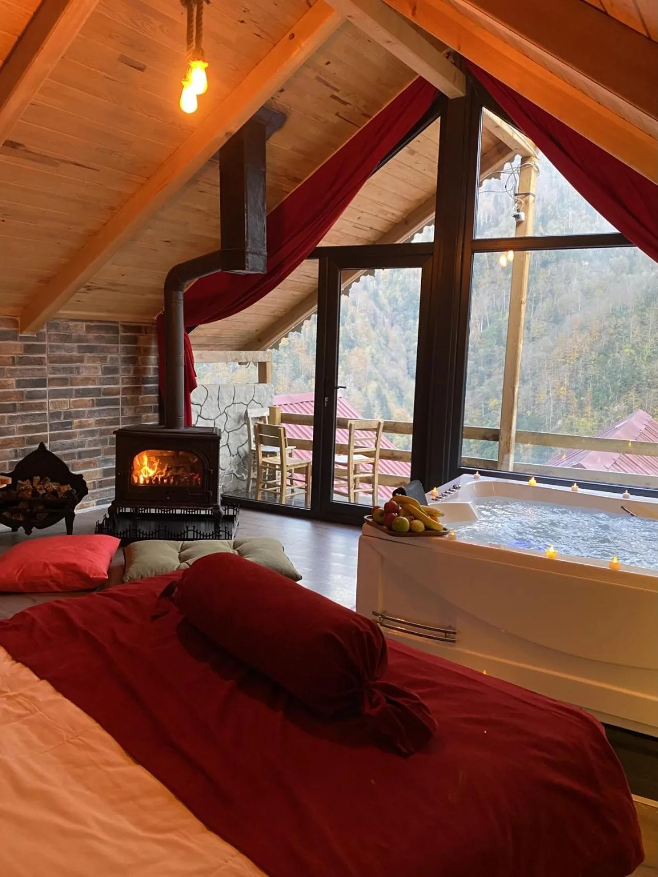 Bed in Seyr-i Cennet Dag Evleri