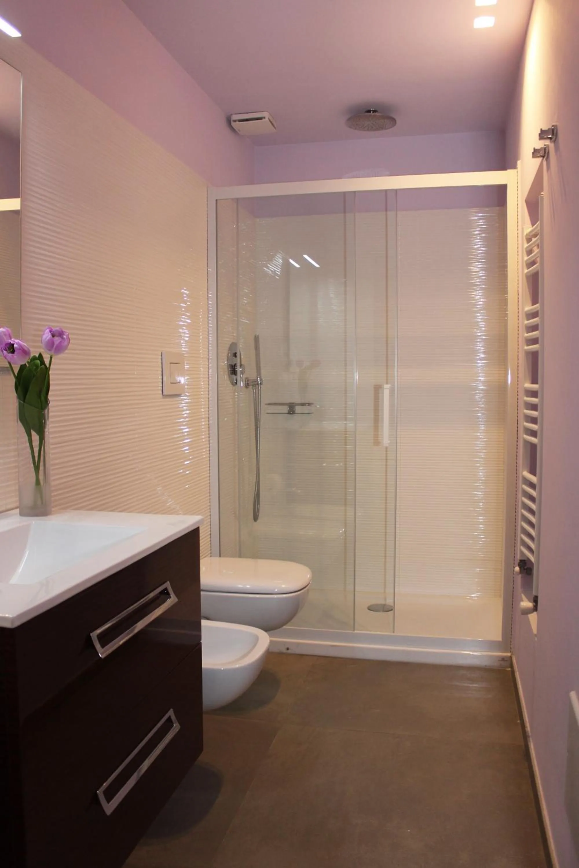 Shower in B&B Katerine