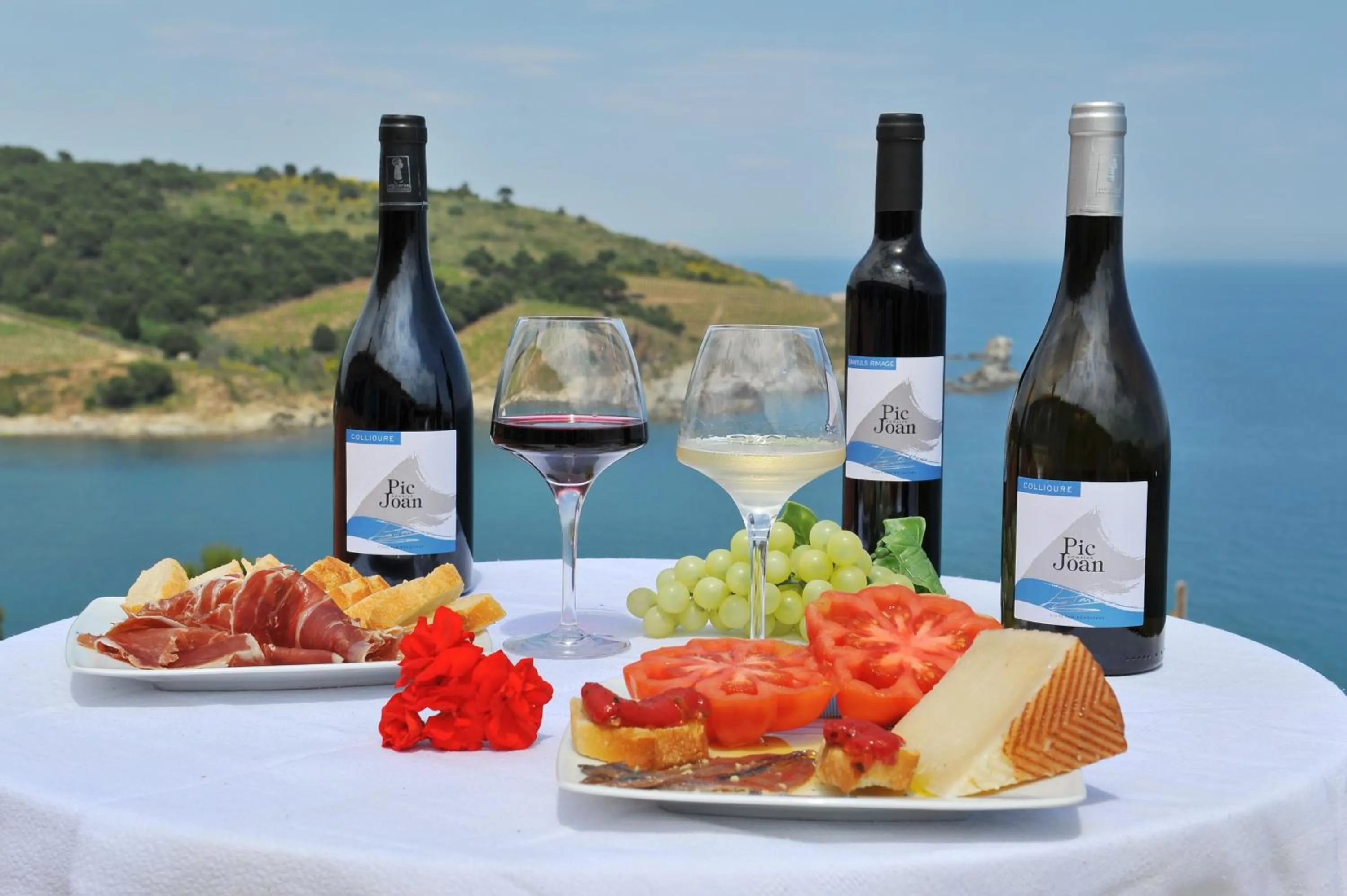 Food and drinks in Logis Hotel Solhotel