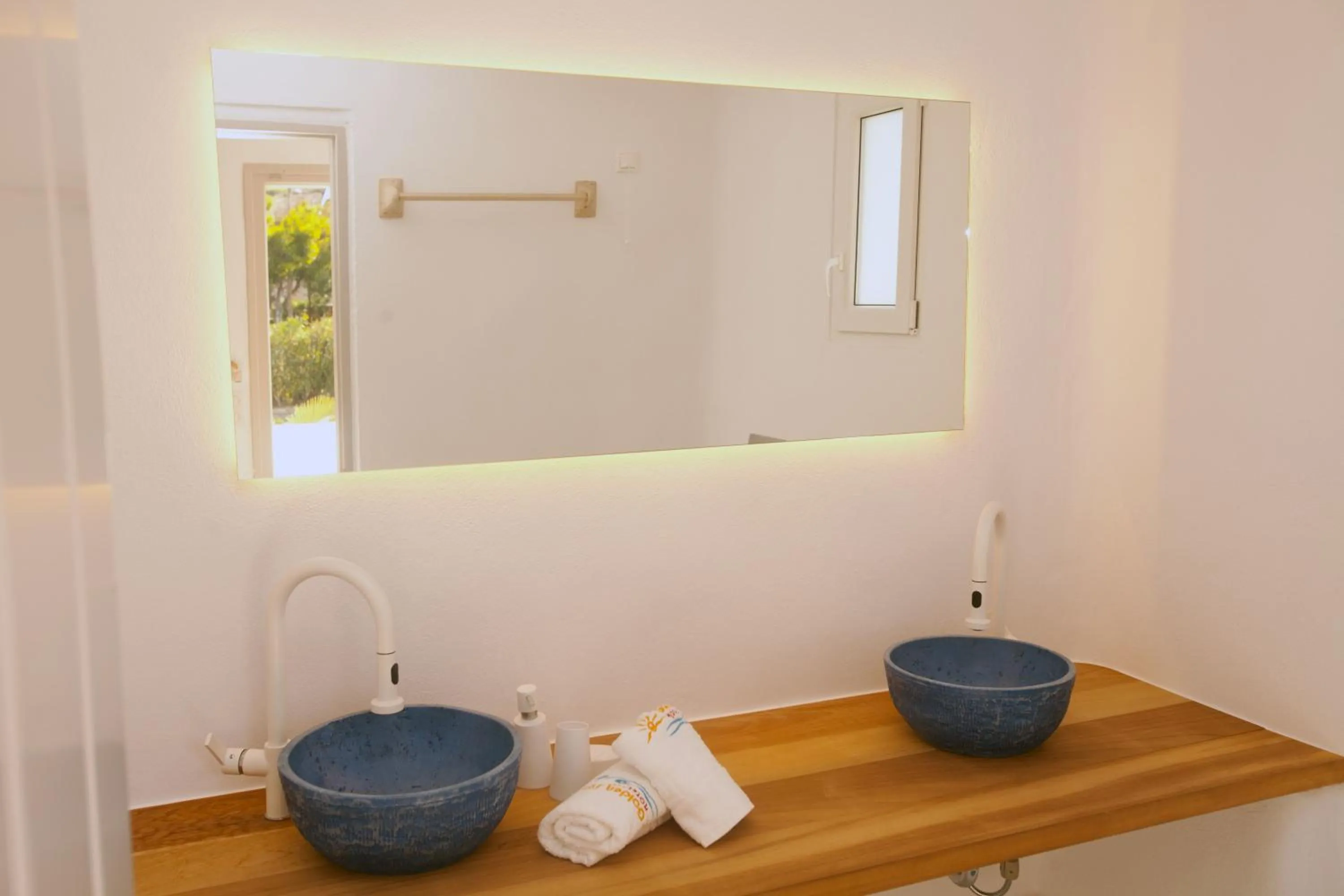 Bathroom in Golden Sun Hotel