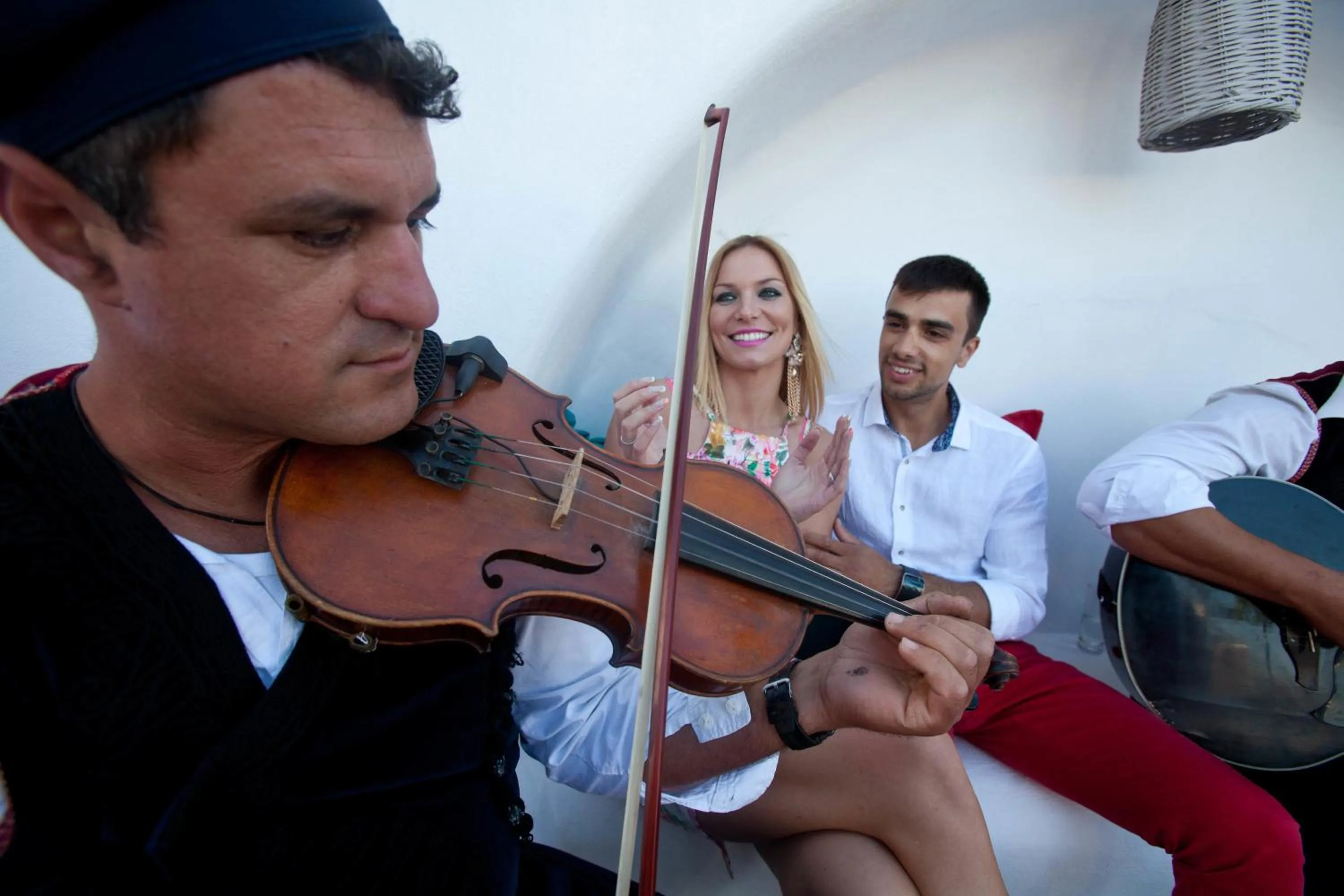 Entertainment in Golden Sun Hotel