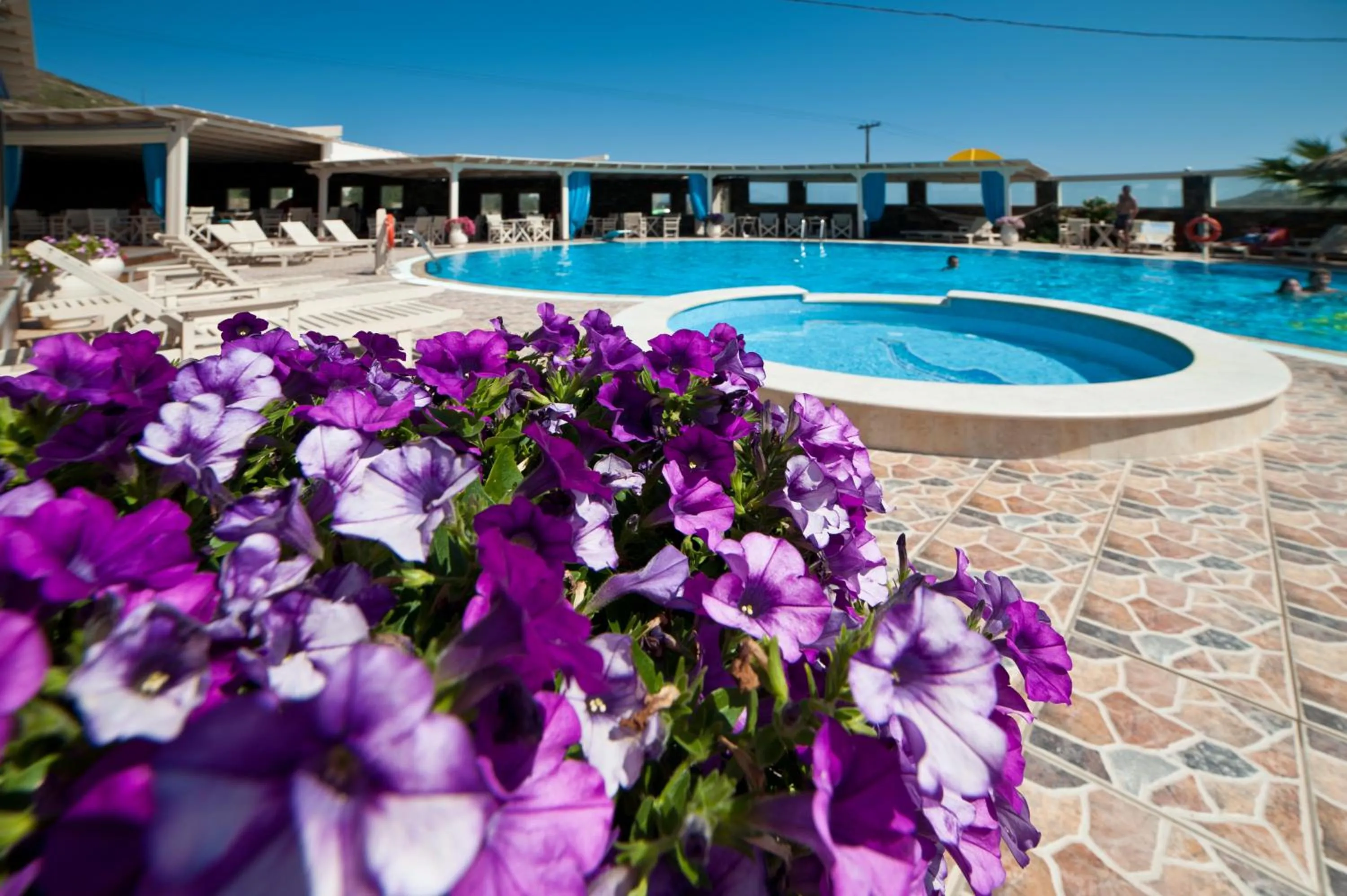 Swimming pool in Golden Sun Hotel