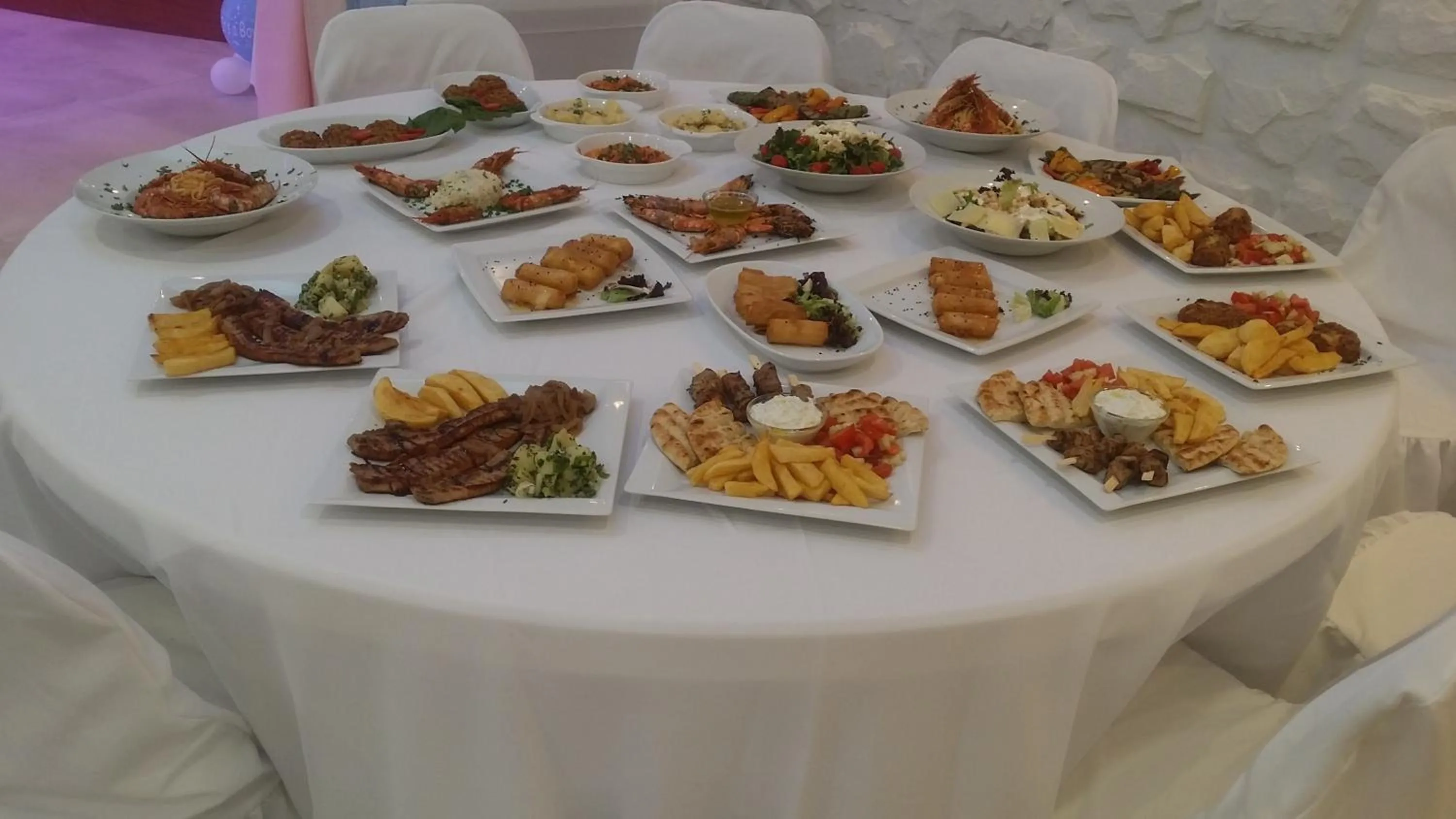 Food in Golden Sun Hotel