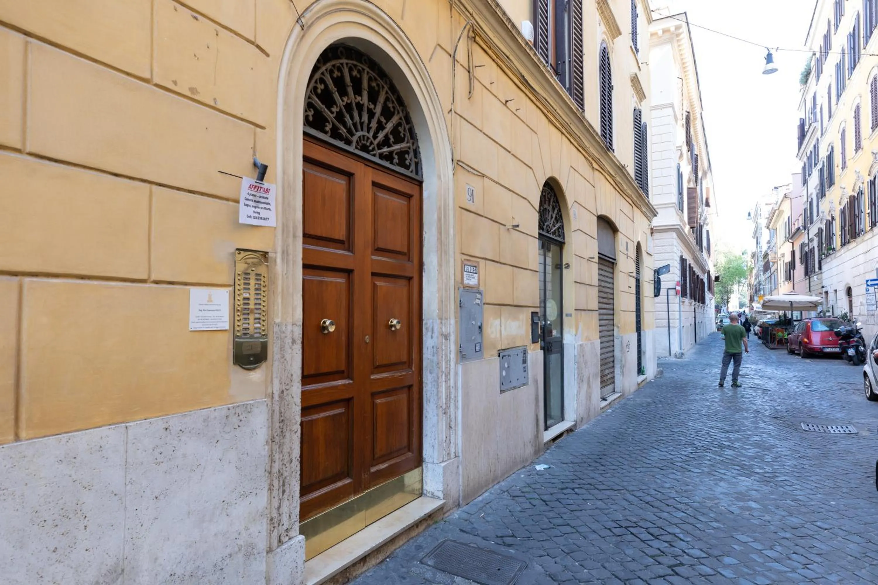 Property building in Borgo Vittorio St. Peter Apartments