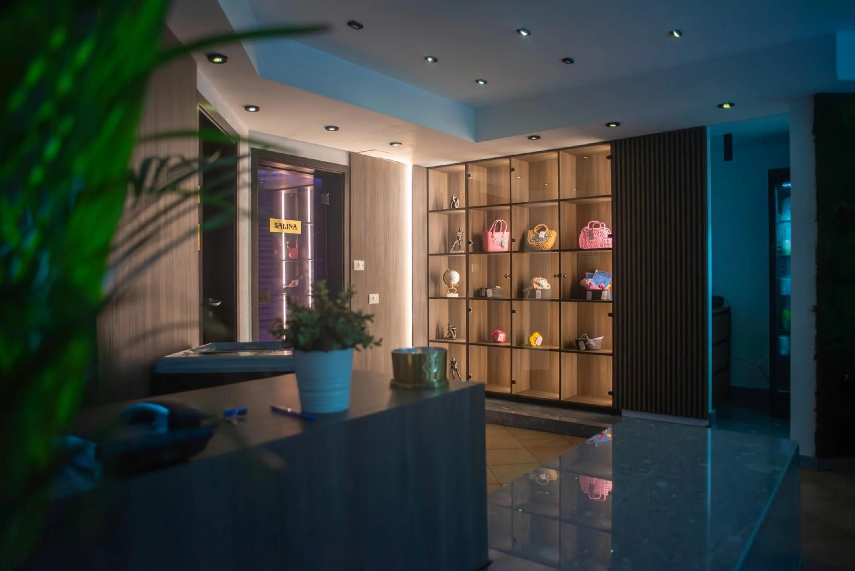 Swimming pool in Hotel Carpathia