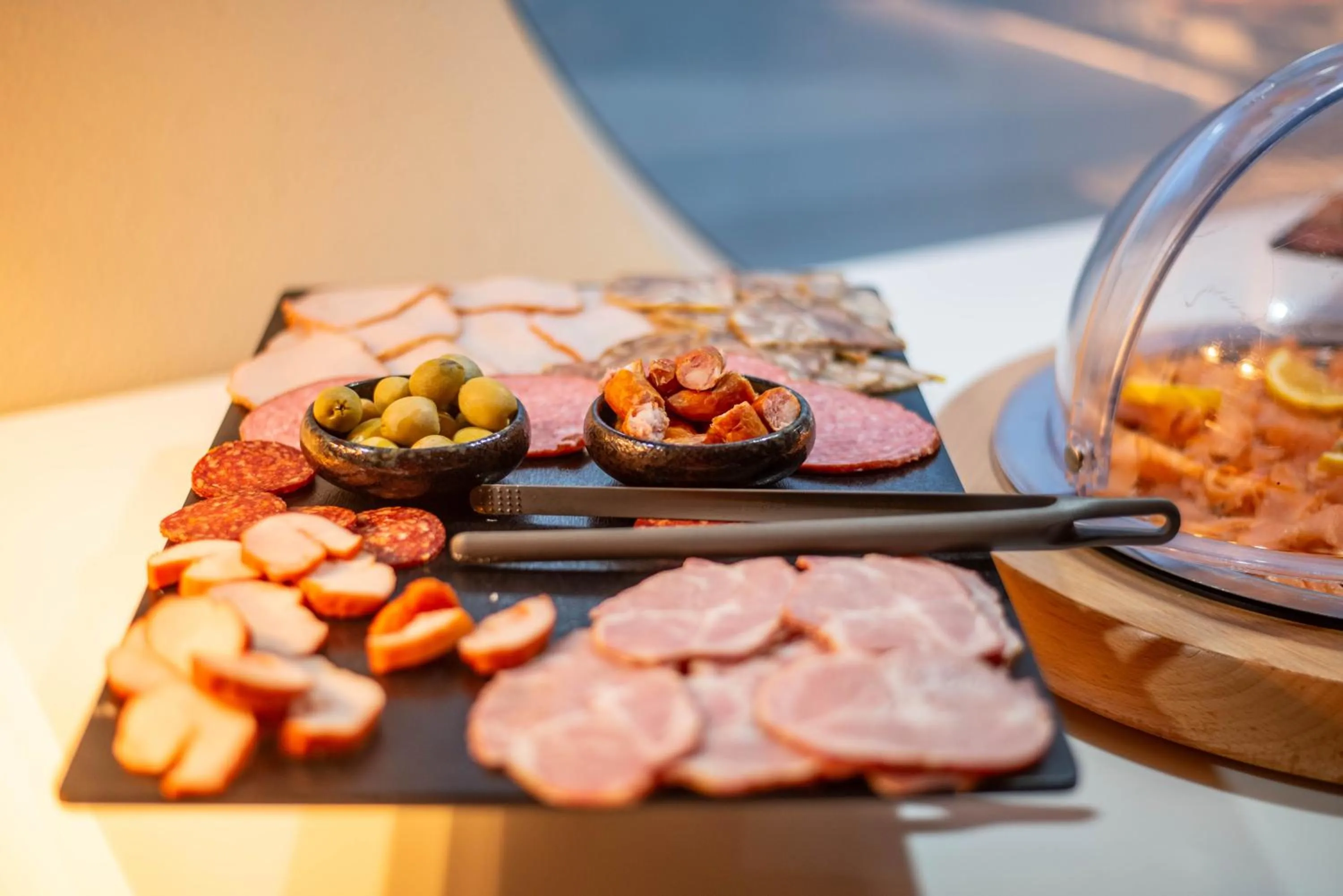 Buffet breakfast in Hotel Carpathia