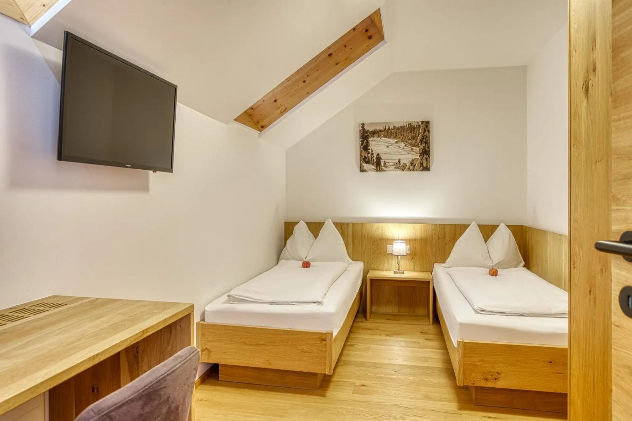 Bedroom, Bed in Hotel Alte Post