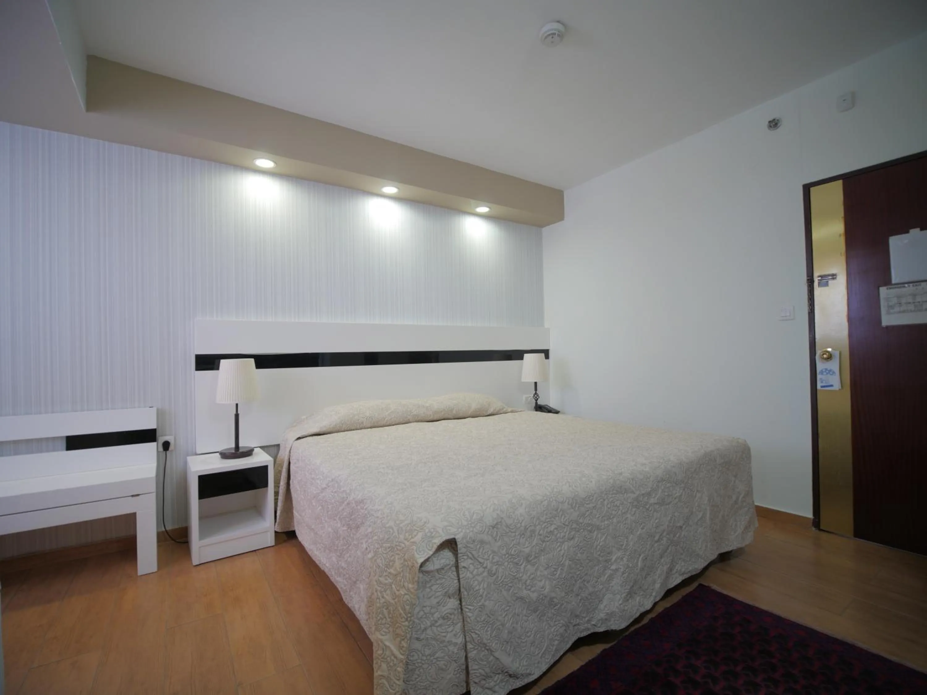 Bed in Margoa Hotel Netanya