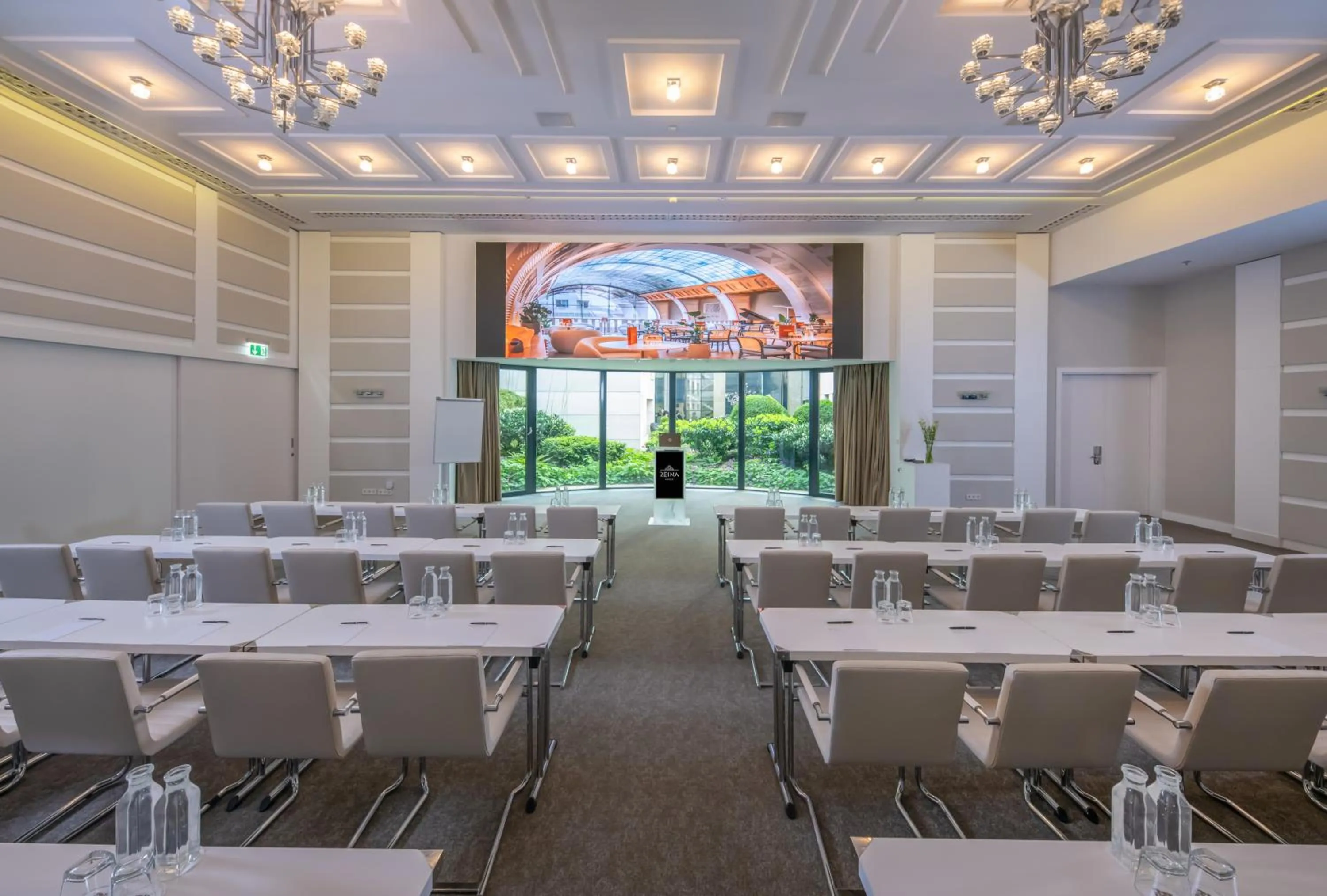 Banquet/Function facilities in Continental Hotel Budapest