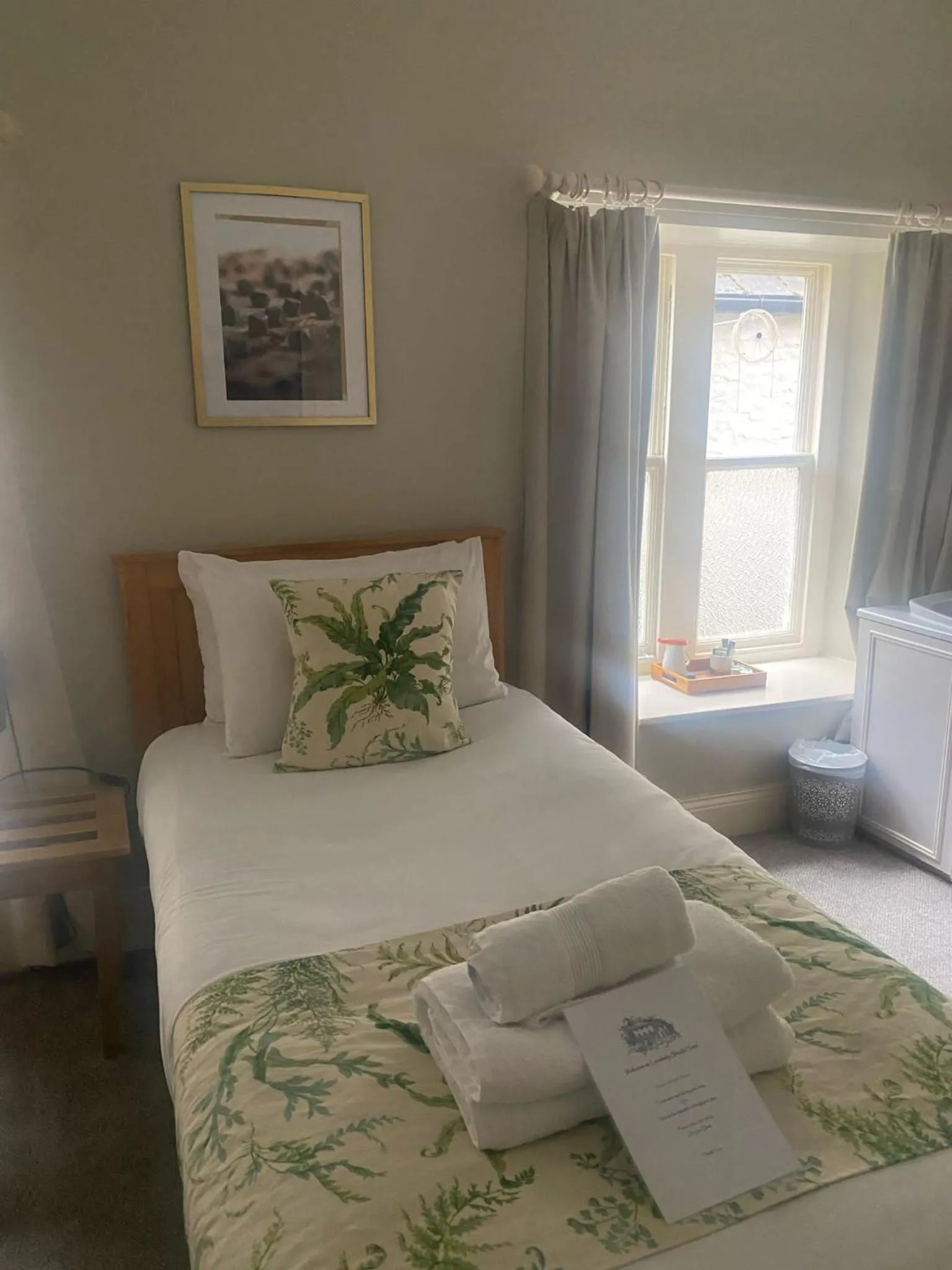 Bed in Lovelady Shield Country House Hotel