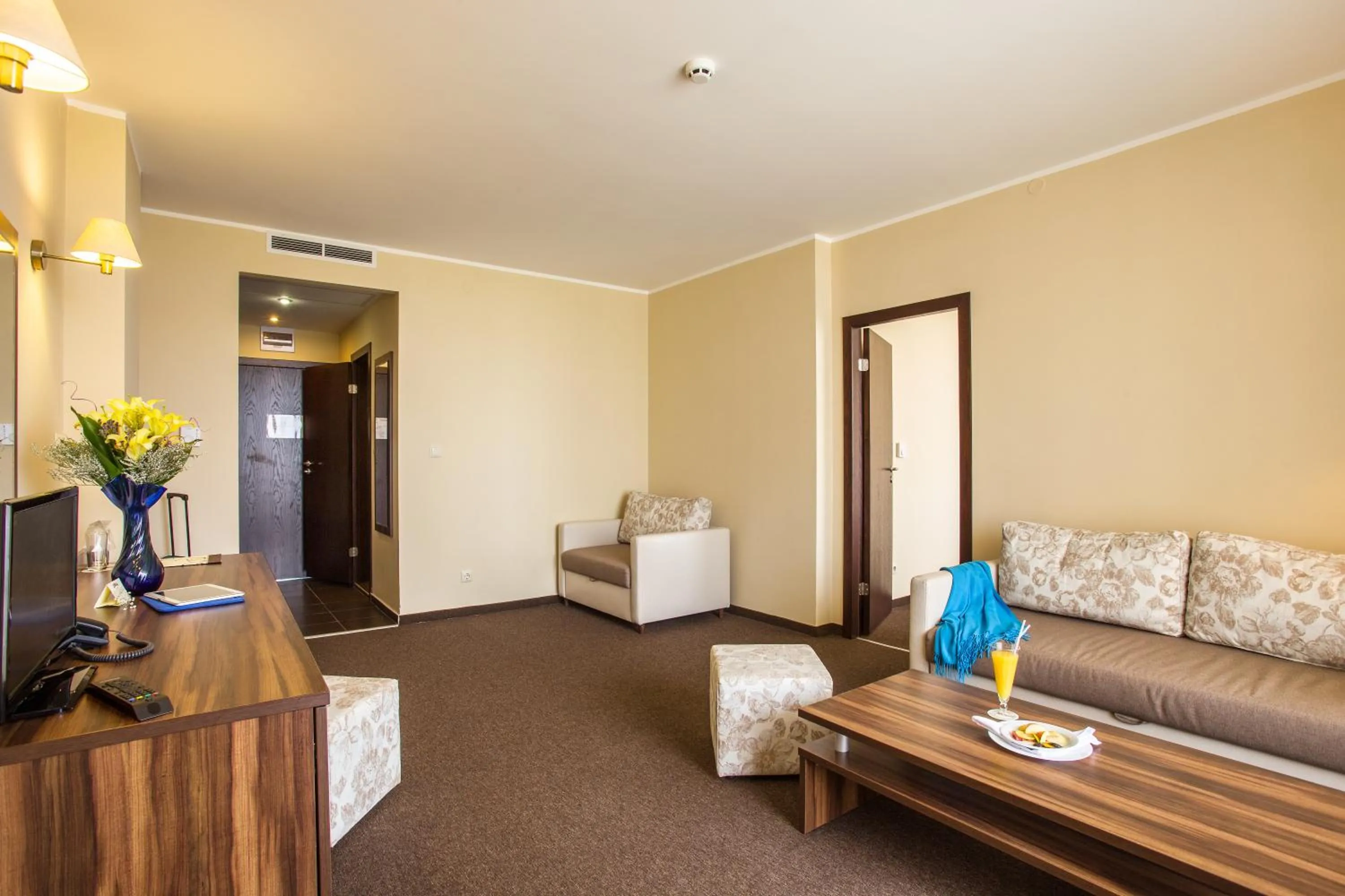 Family Apartment (2 Adults + 2 Children) with Free Access to Aqua Park in Hotel Laguna Park & Aqua Club - All Inclusive