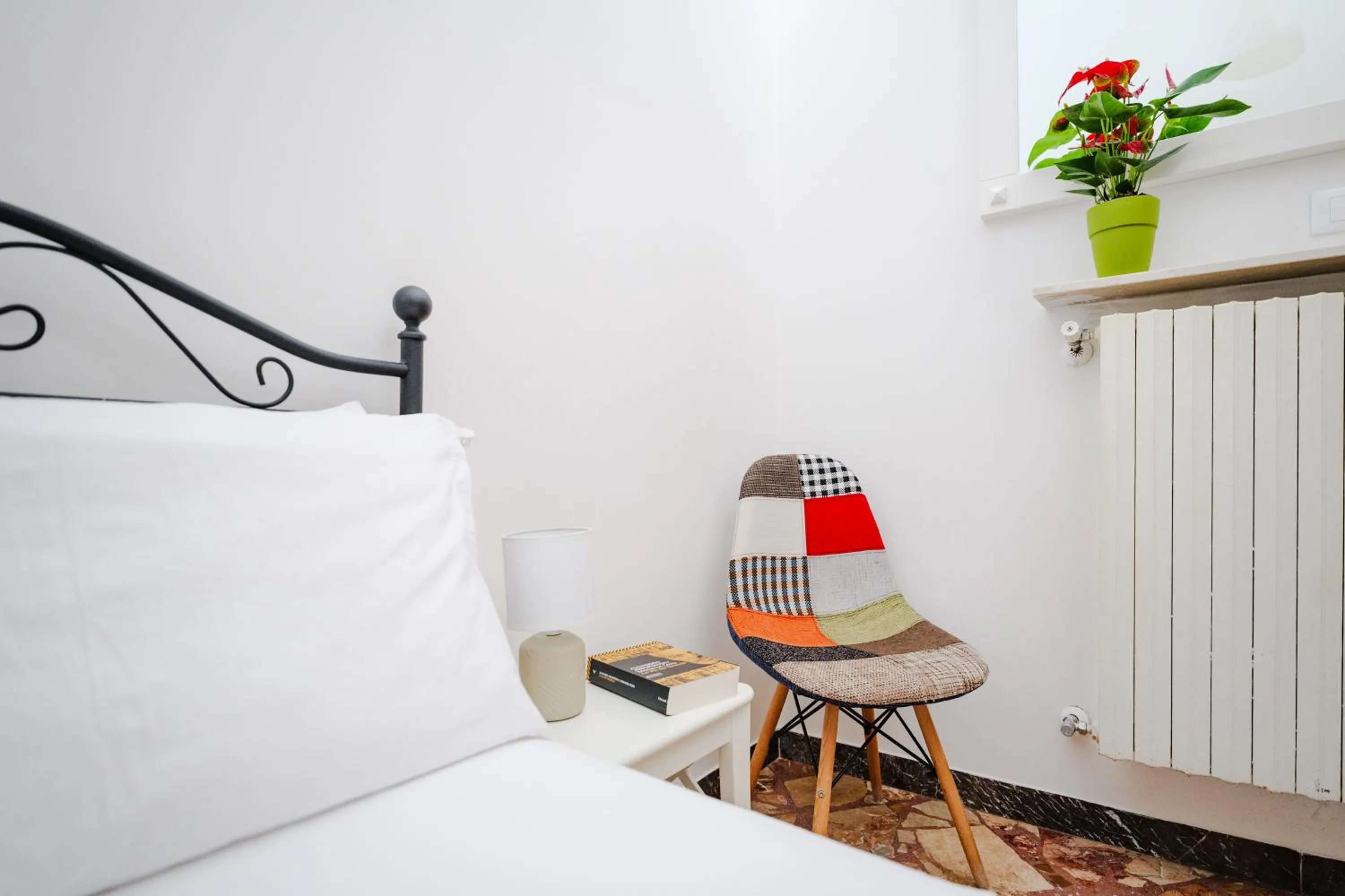 Photo of the whole room, Bed in BED&BREAD Piazza 'Nzegna