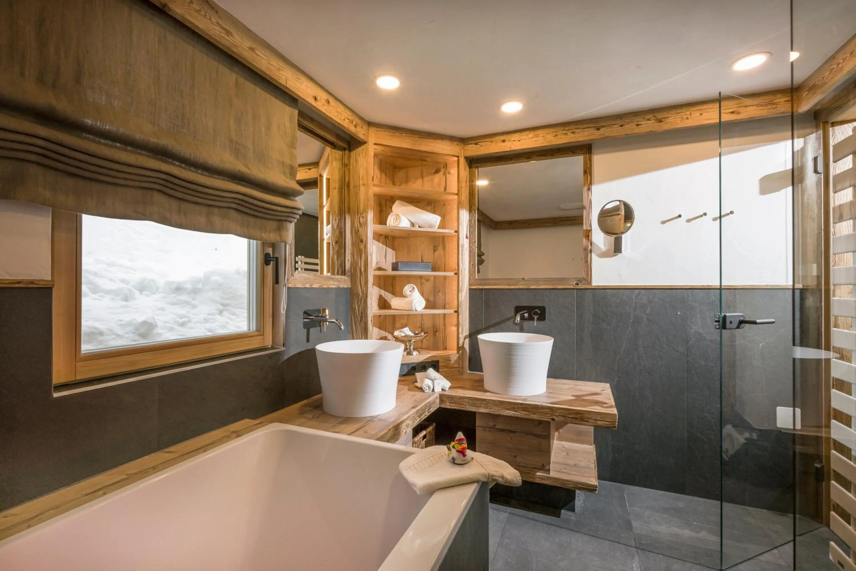 Bathroom in Hotel Leitenhof 4 Sterne Superior