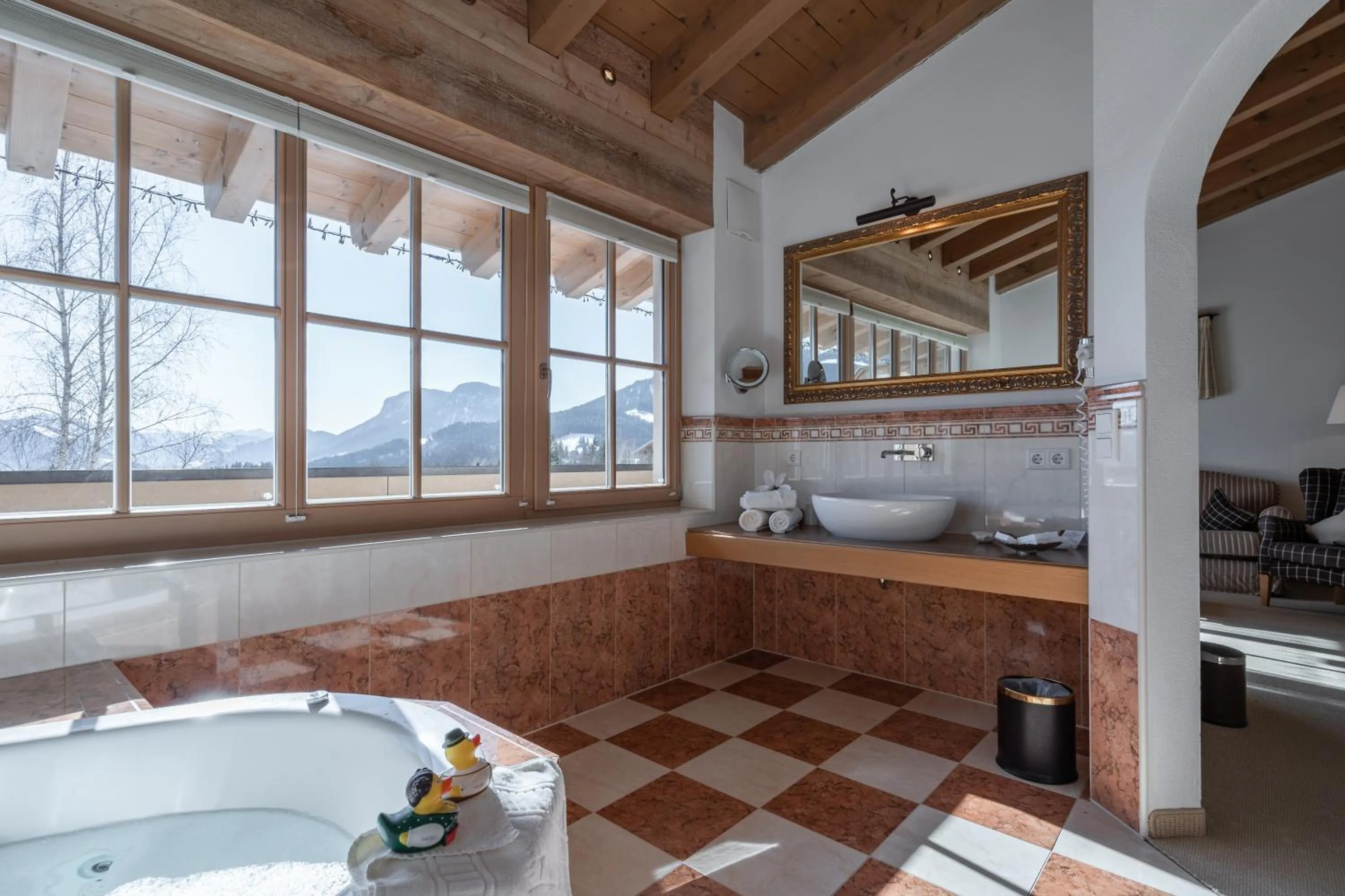 Hot Tub in Hotel Leitenhof 4 Sterne Superior