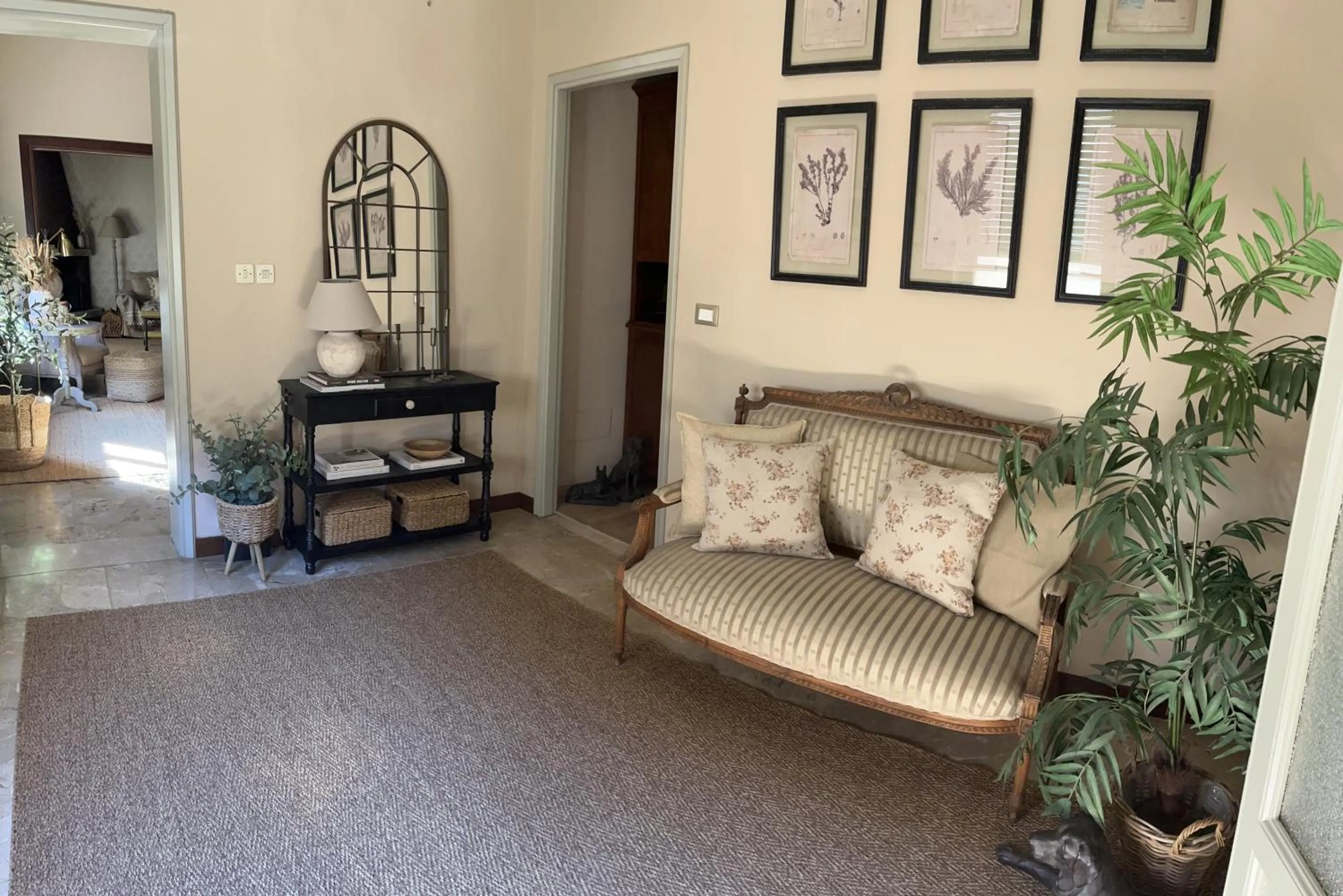 Living room in Villa House and Garden B&B