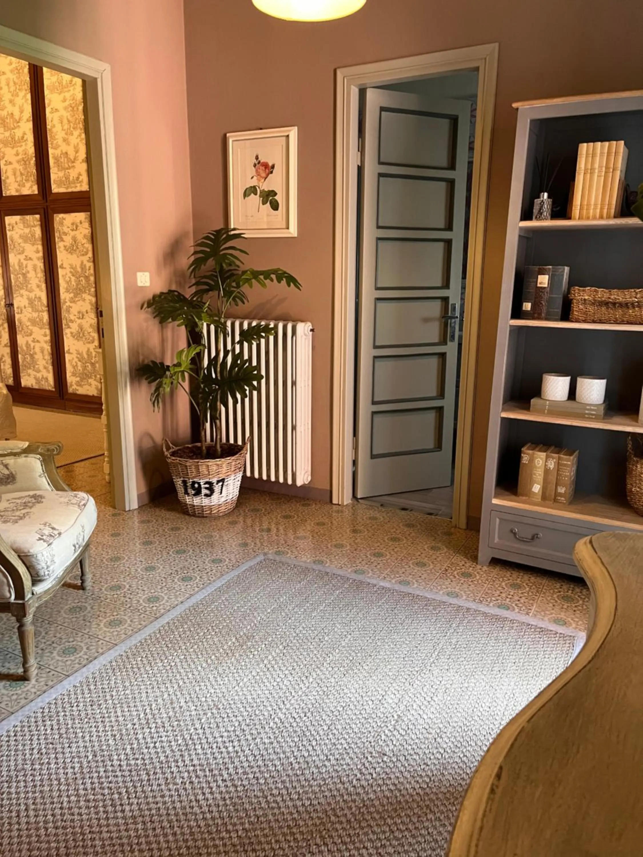 Photo of the whole room, Bed in Villa House and Garden B&B