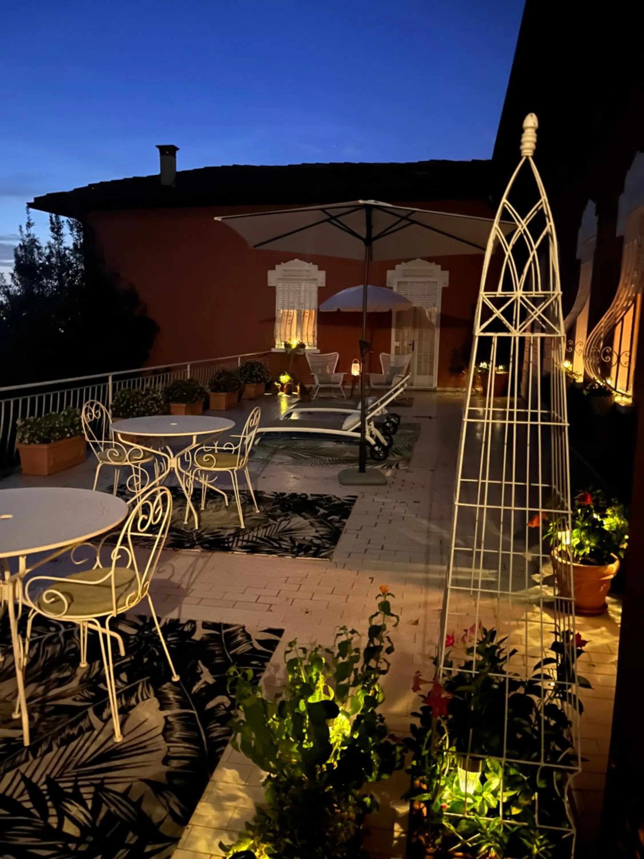 Balcony/Terrace in Villa House and Garden B&B