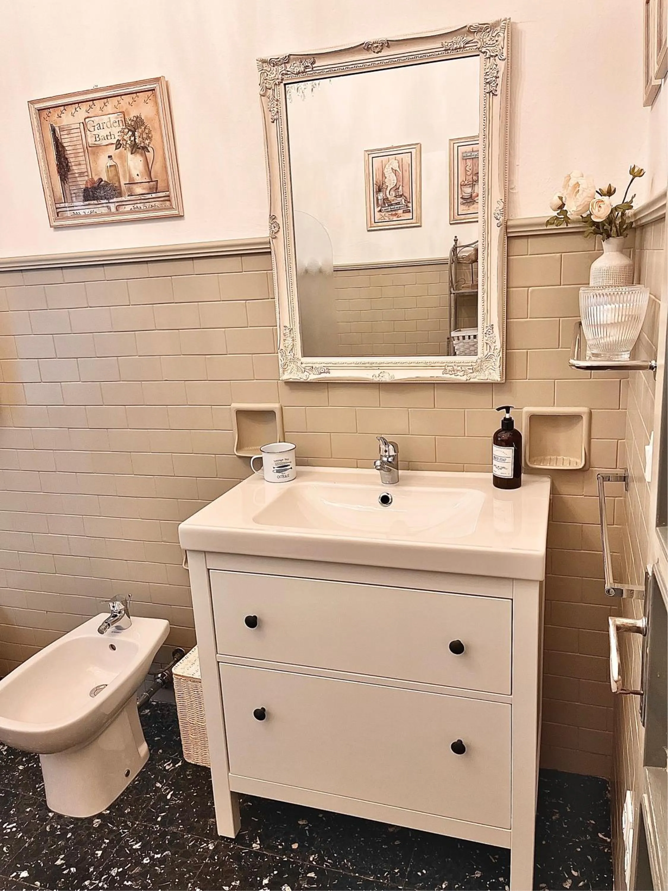 Bathroom in Villa House and Garden B&B