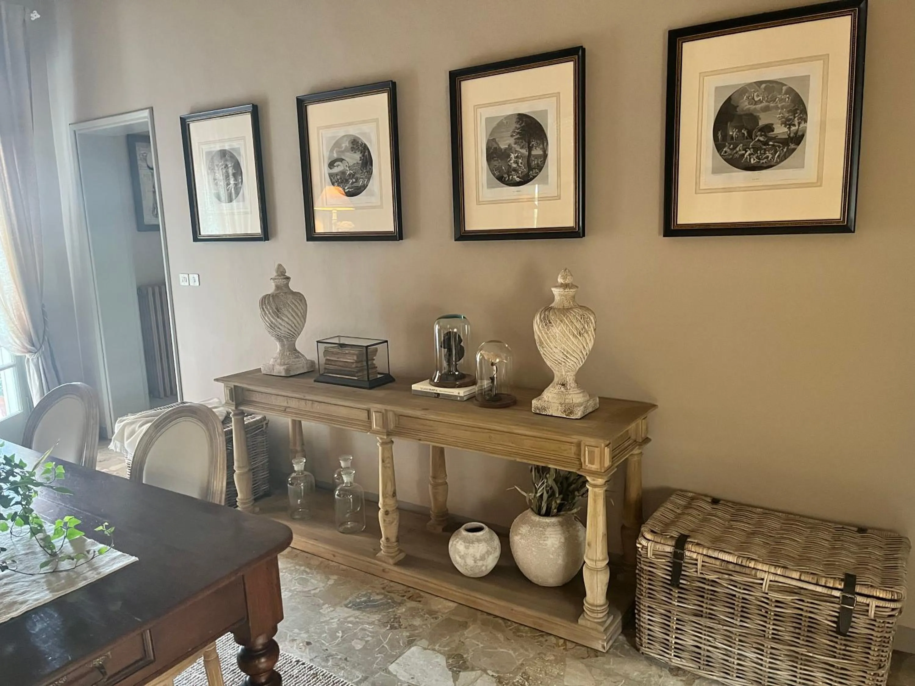 Living room in Villa House and Garden B&B