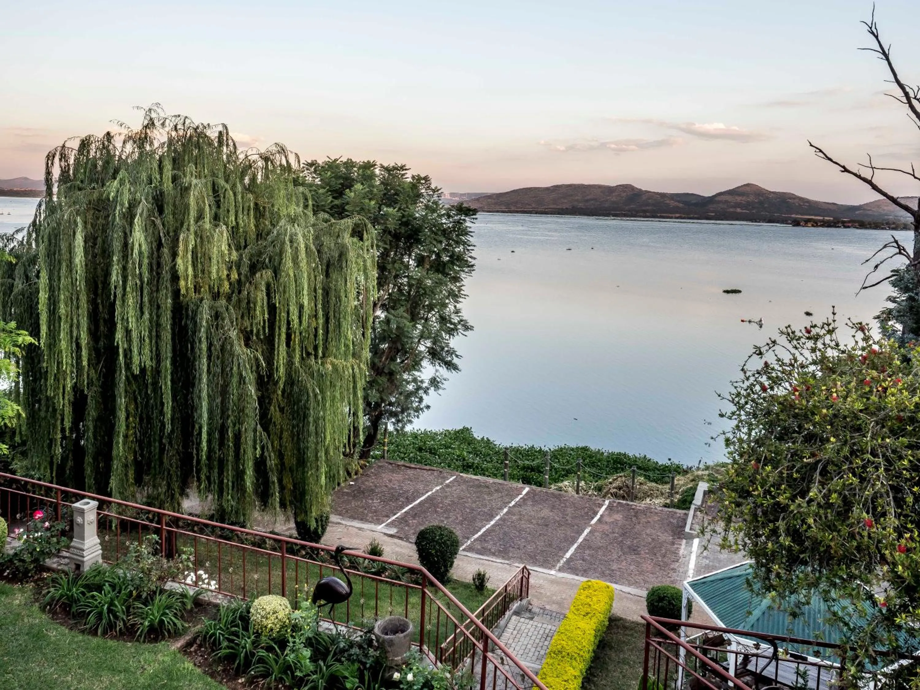 Lake view in Kosmos Manor Guest House