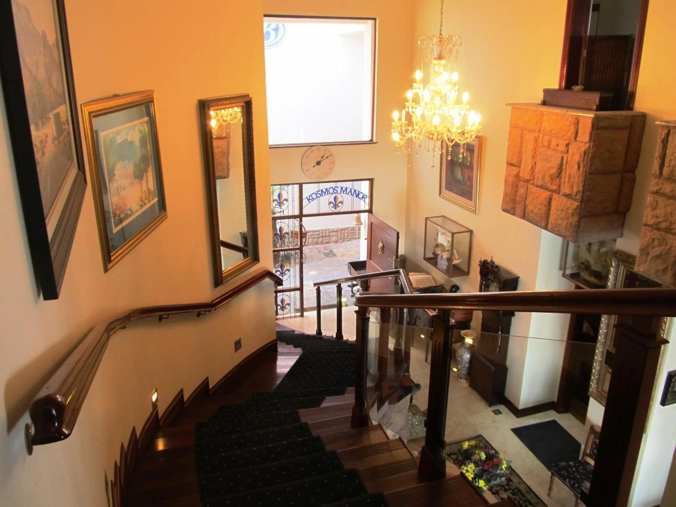 Kosmos Manor Guest House