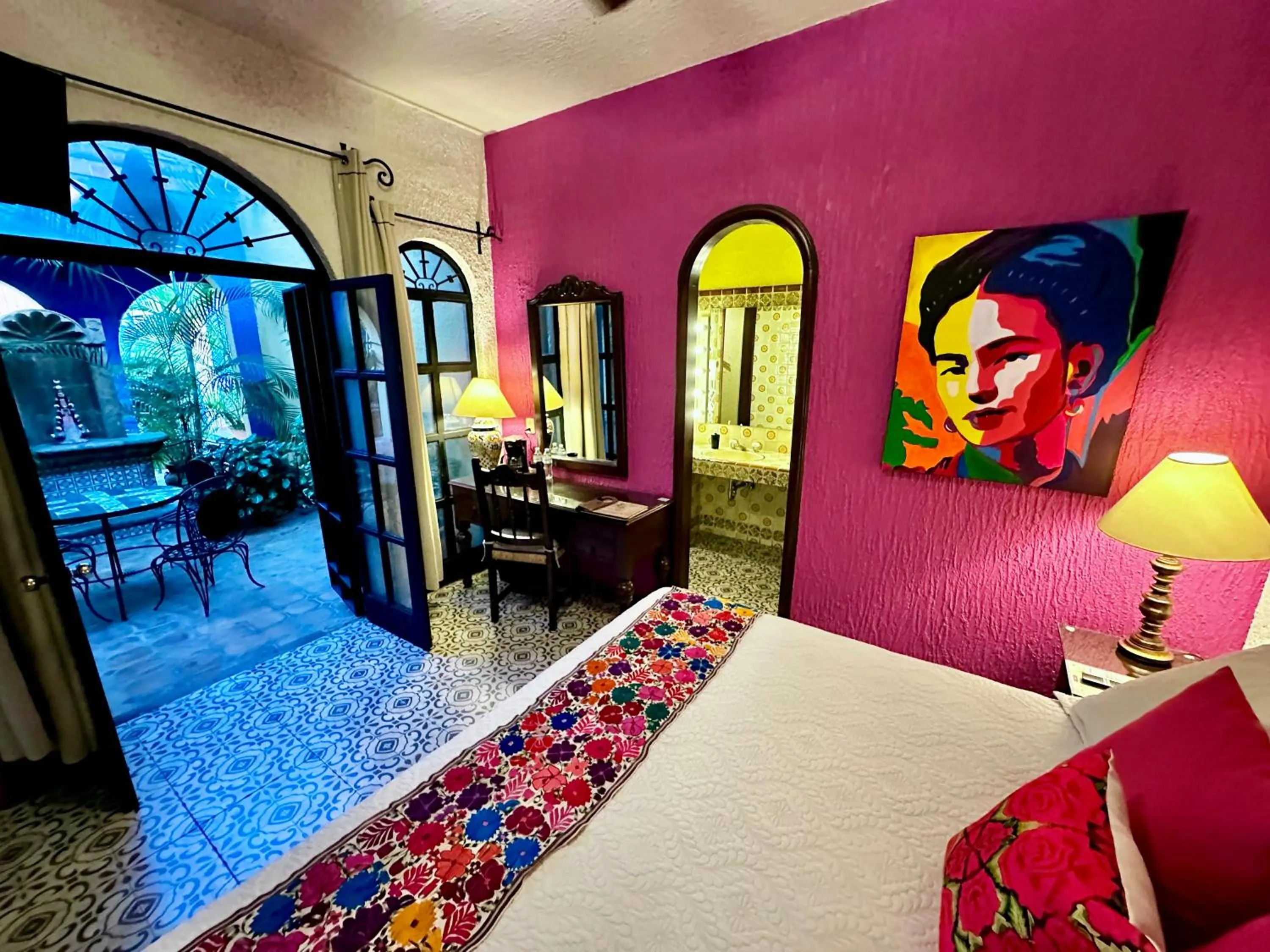 Bedroom, Bed in La Villa del Ensueno Boutique Hotel