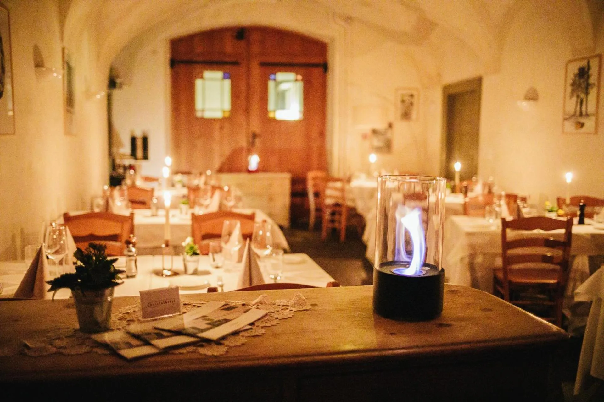 Restaurant/places to eat in Historic Hotel Albrici