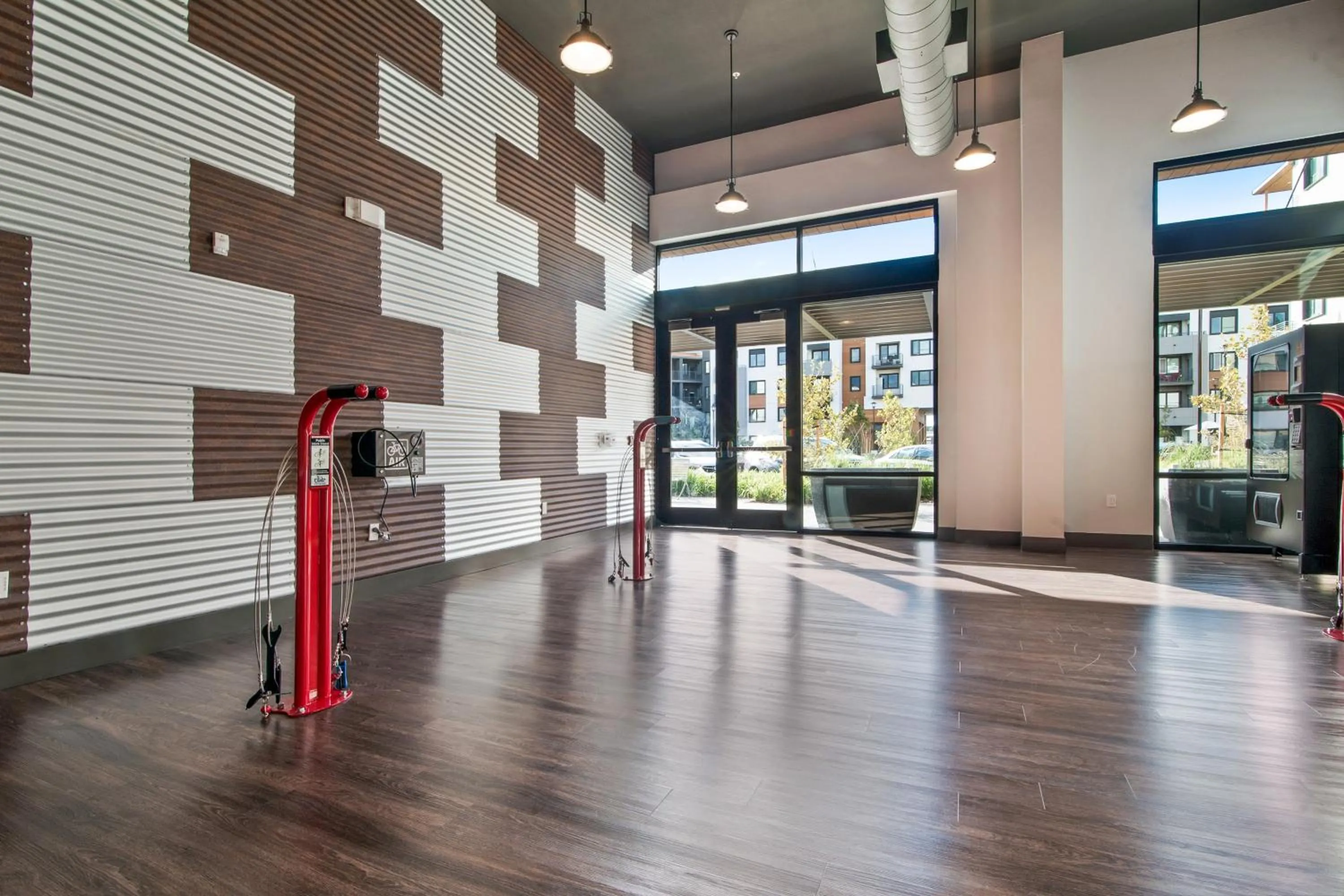 Animals in Global Luxury Suites in Menlo Park