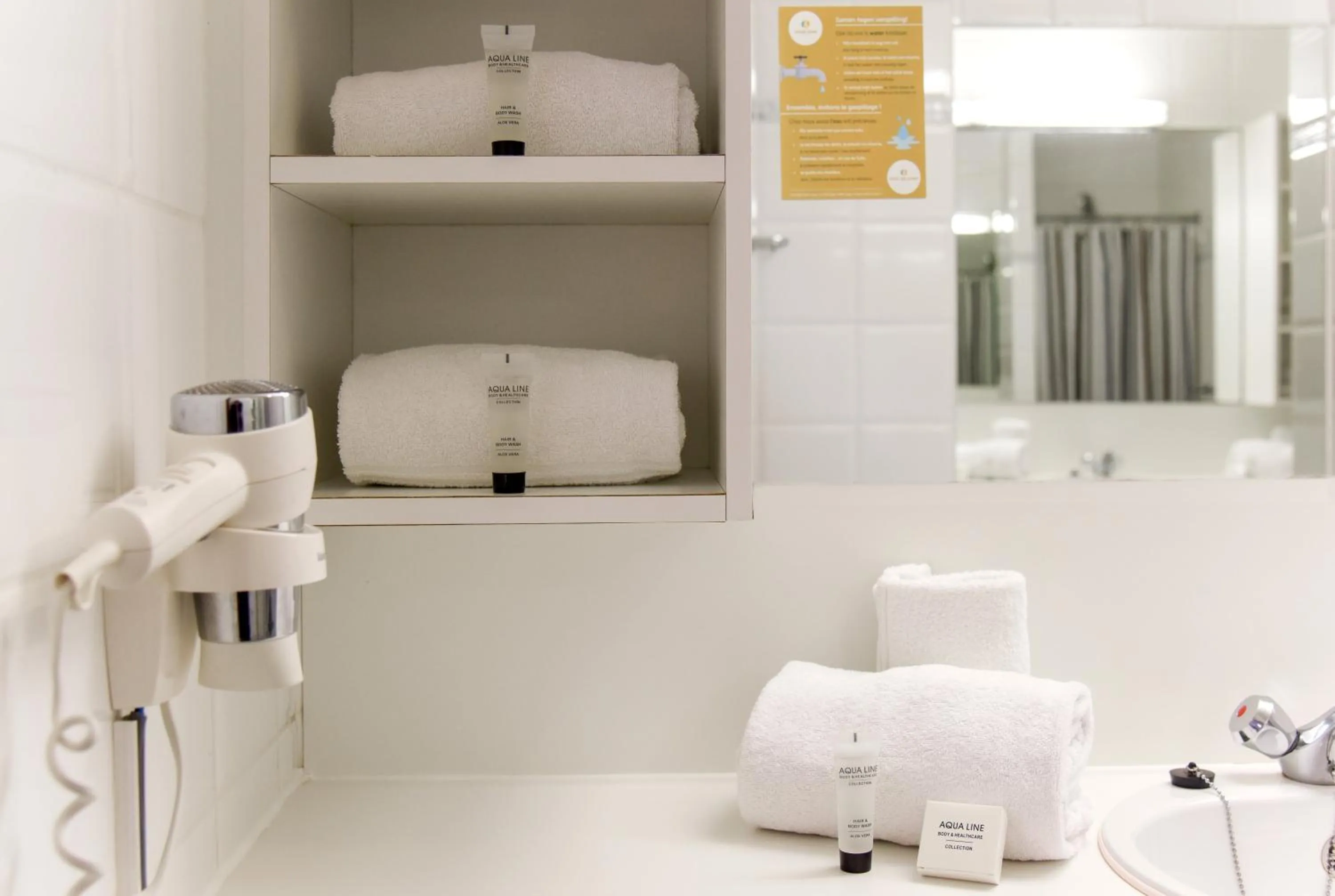 Bathroom in Vakantiedomein Hoge Duin